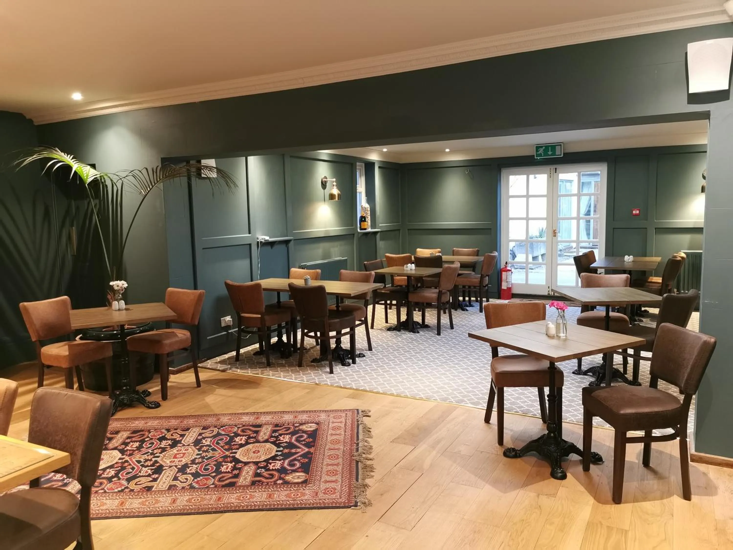 Restaurant/places to eat in The Vines Hotel