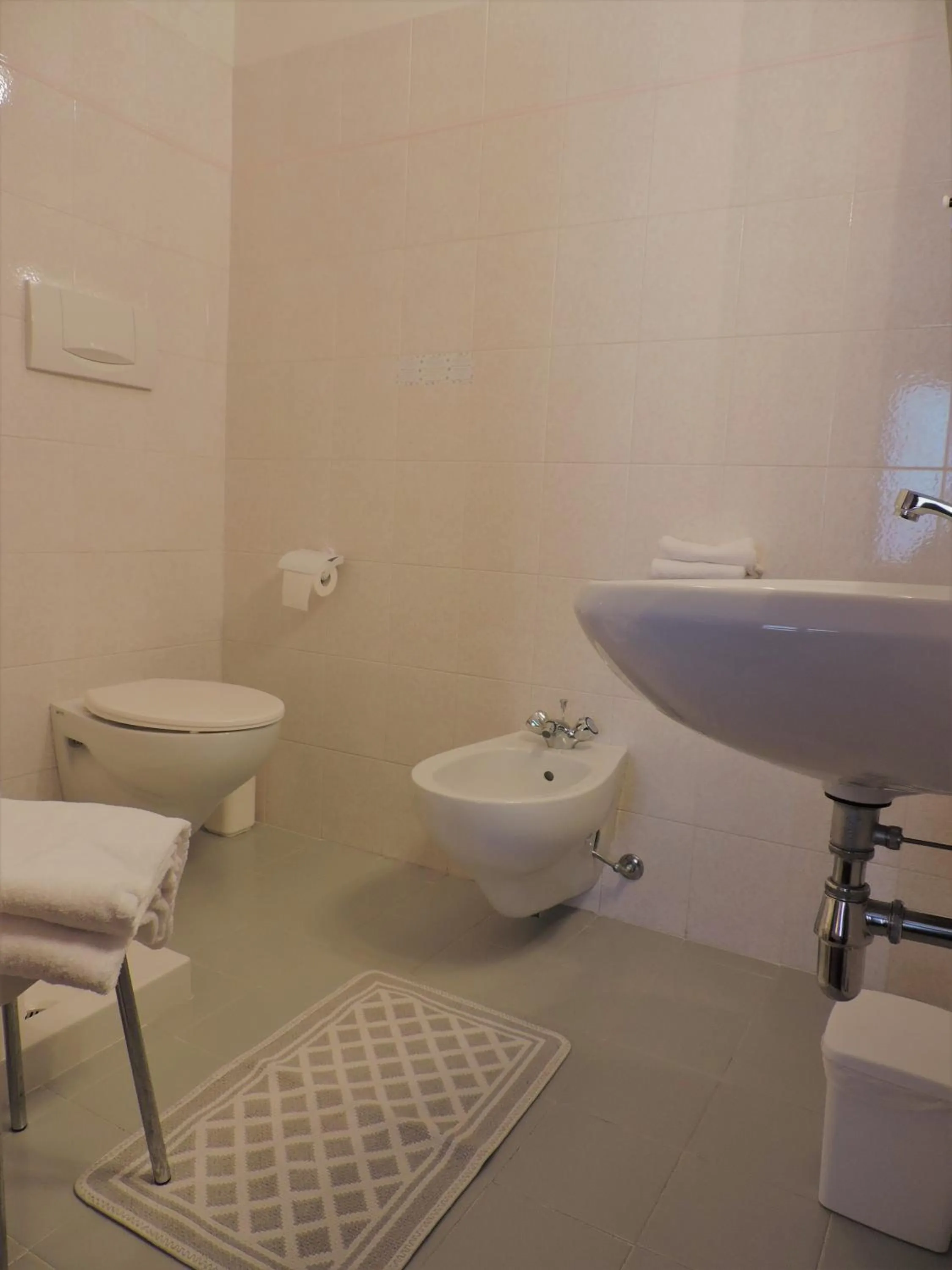 Bathroom in Hotel Zeni