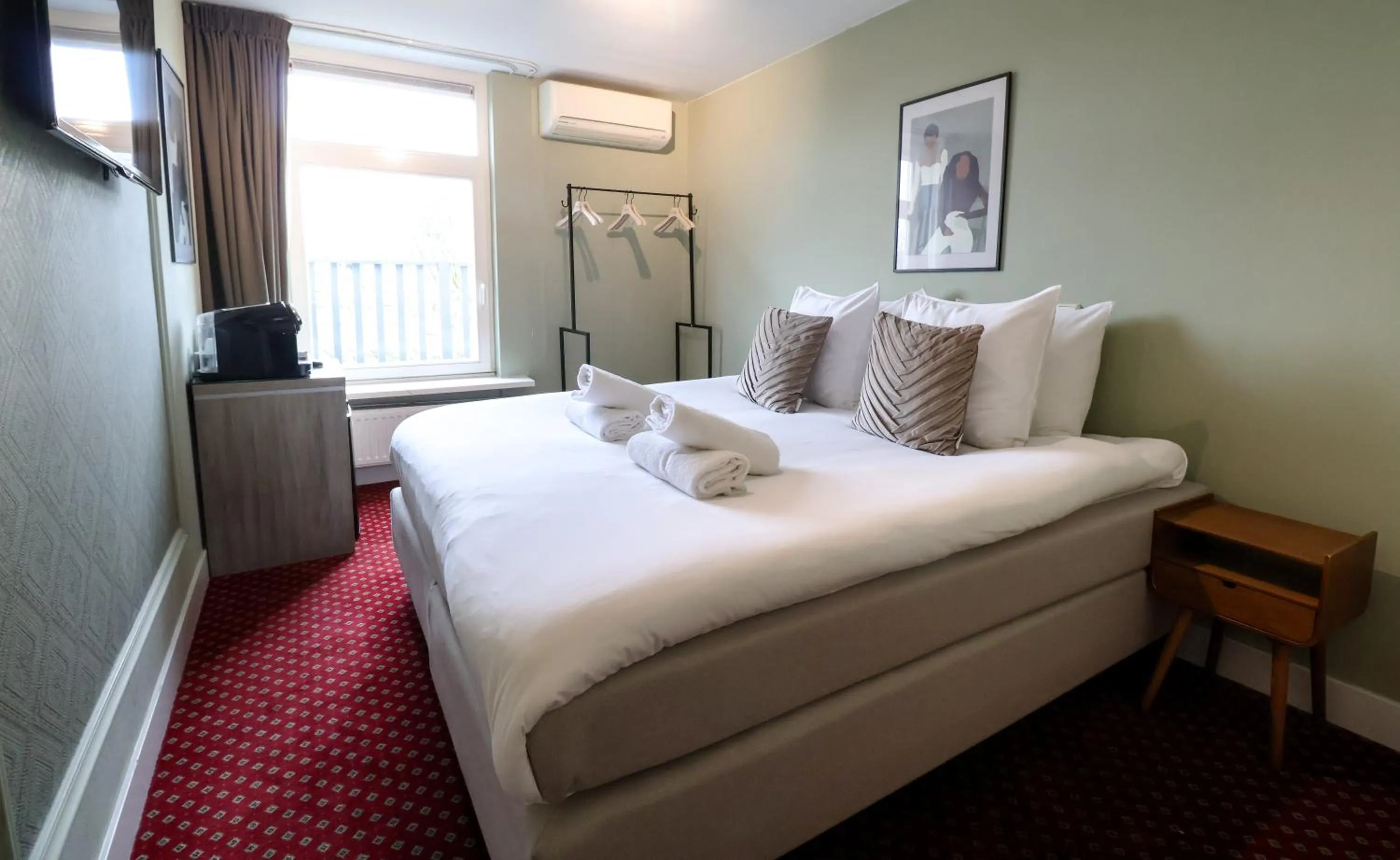 Bed in Hotel Atlantis Amsterdam