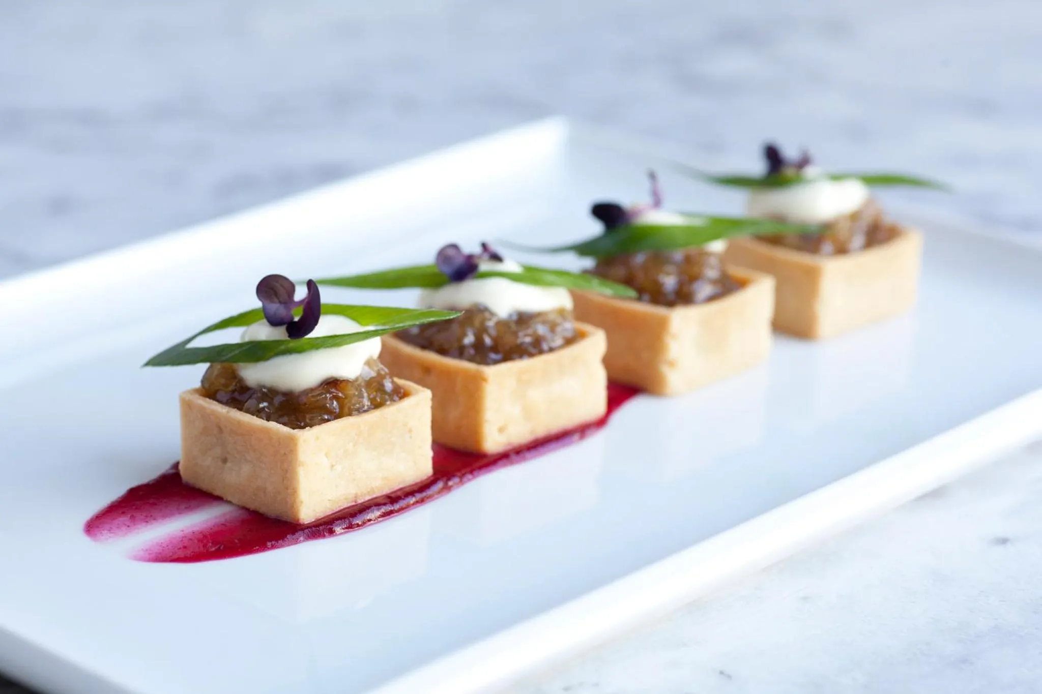 Restaurant/places to eat in Crowne Plaza Surfers Paradise by IHG