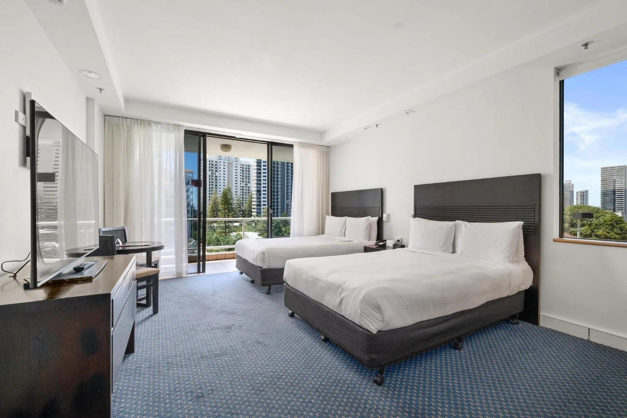 Photo of the whole room, Bed in Crowne Plaza Surfers Paradise by IHG