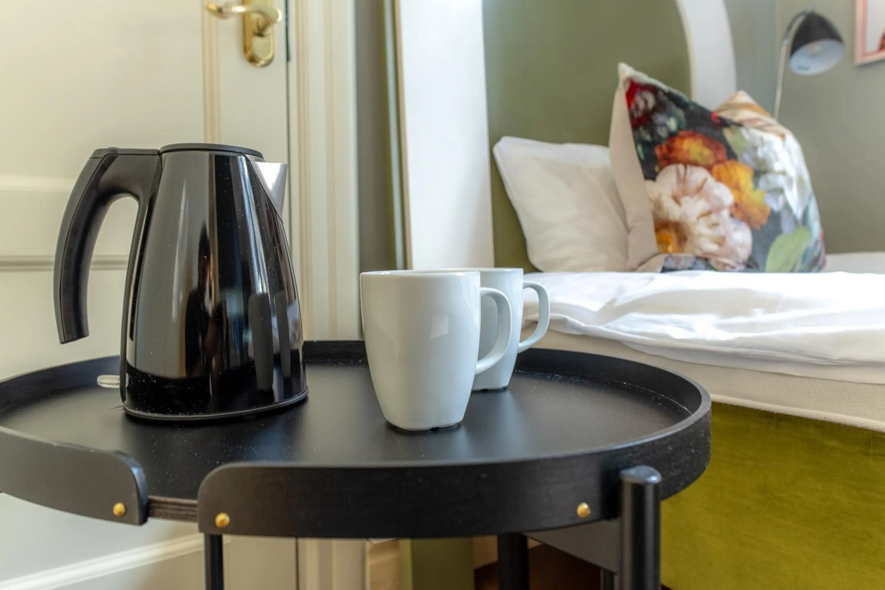 Coffee/tea facilities, Bed in The Apartments Company - The Sweet