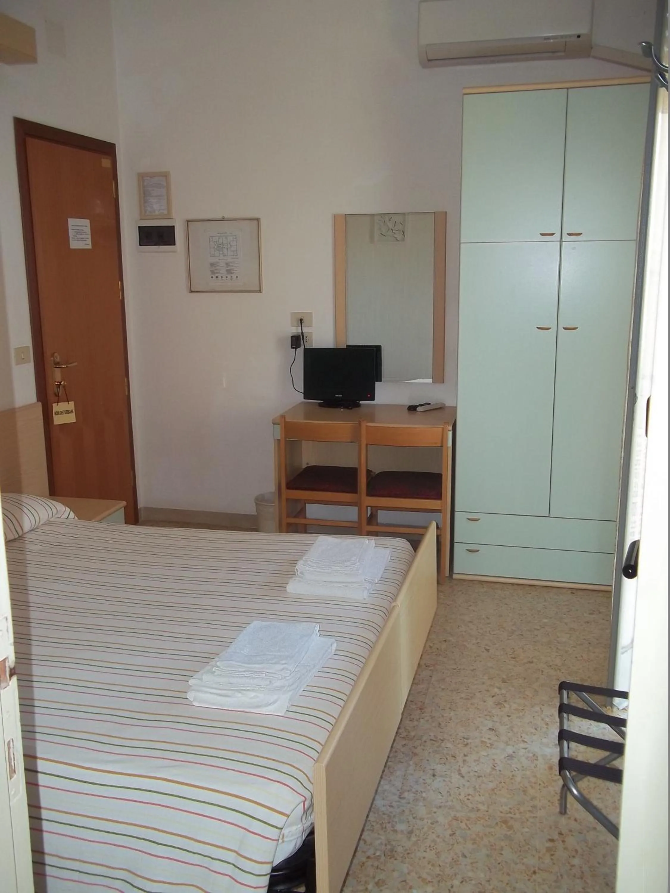 Bedroom, Bed in Hotel Italia