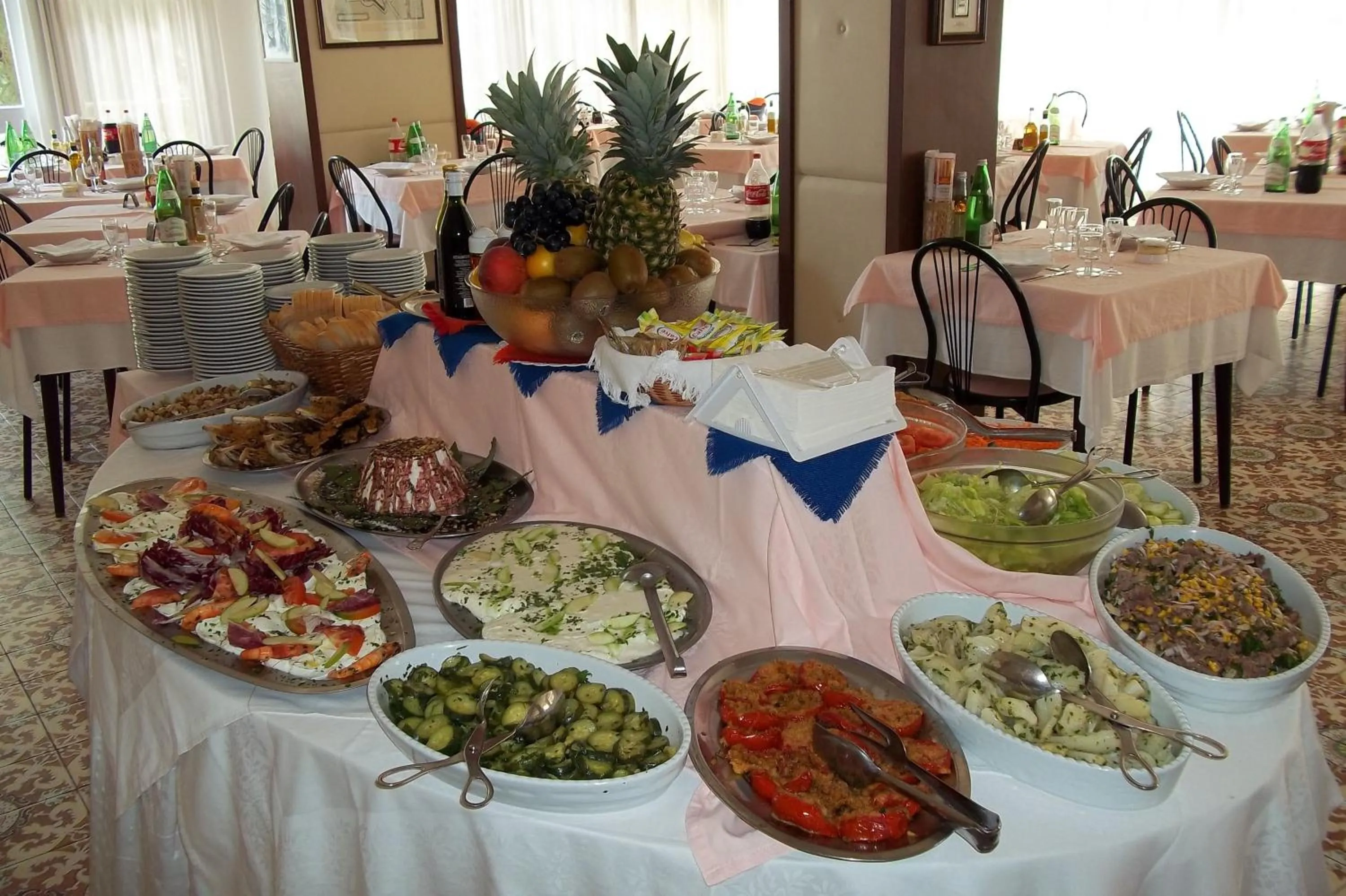 Restaurant/places to eat in Hotel Italia