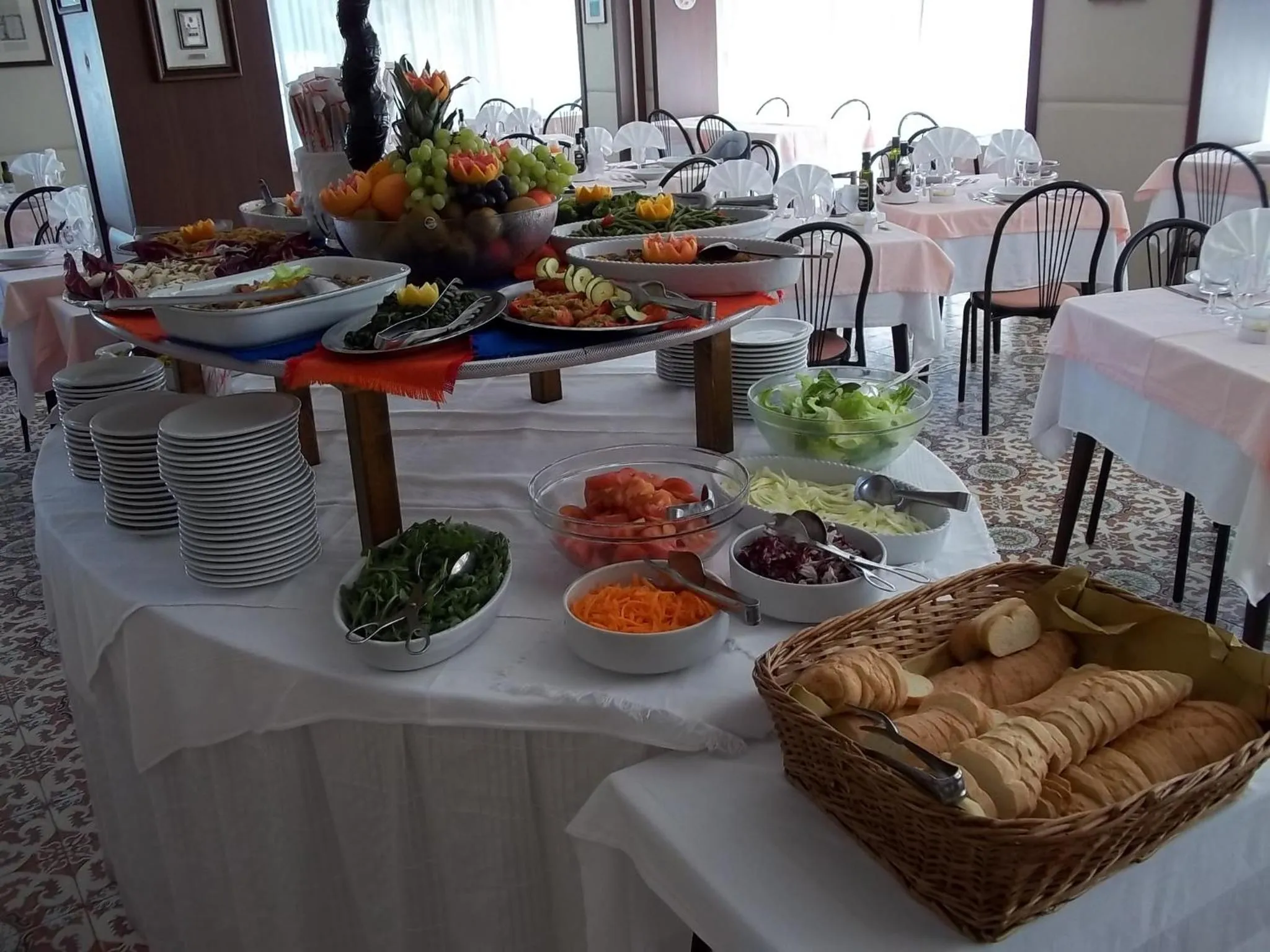 Restaurant/places to eat in Hotel Italia