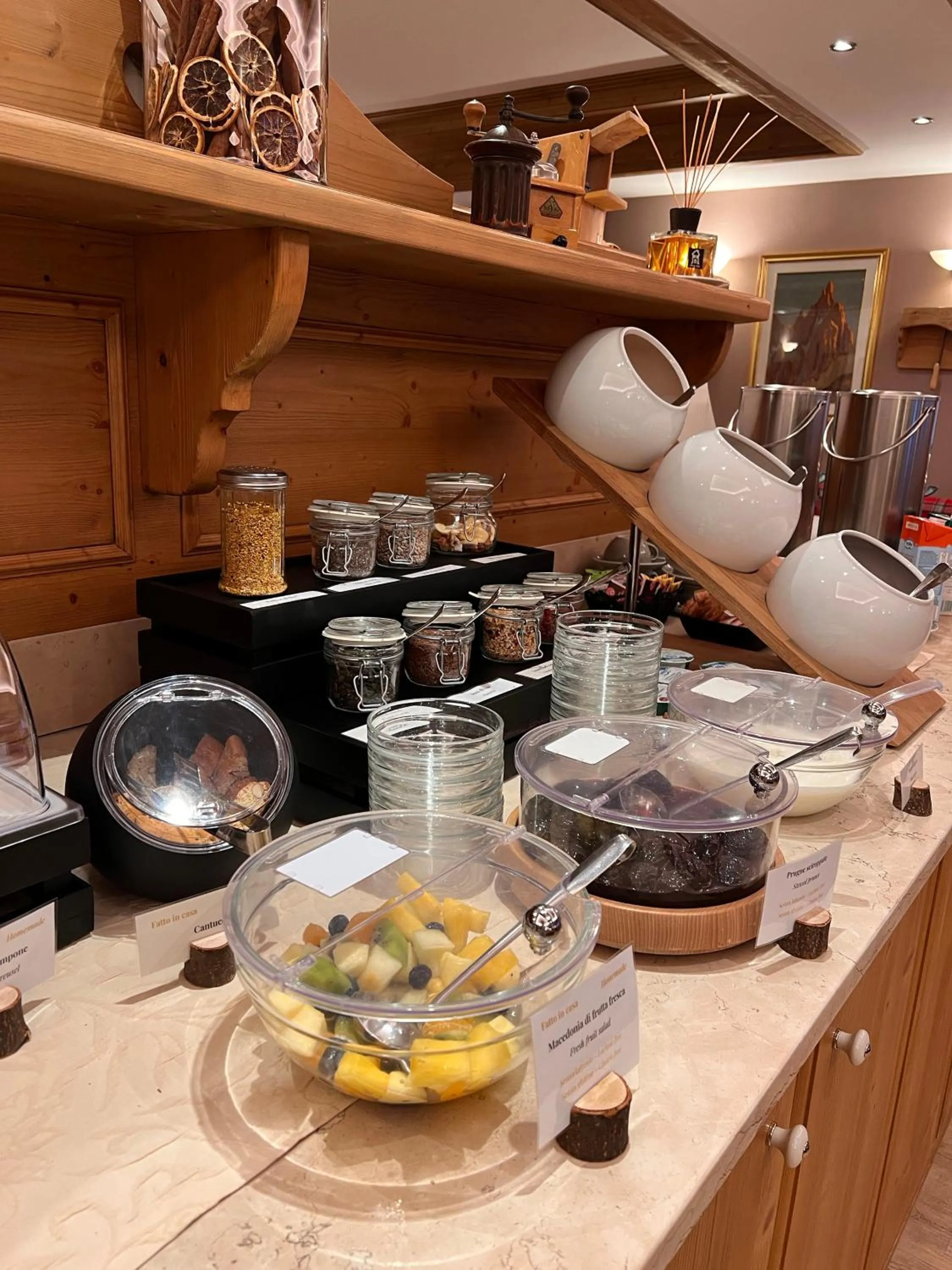 Breakfast in Albergo Conturina