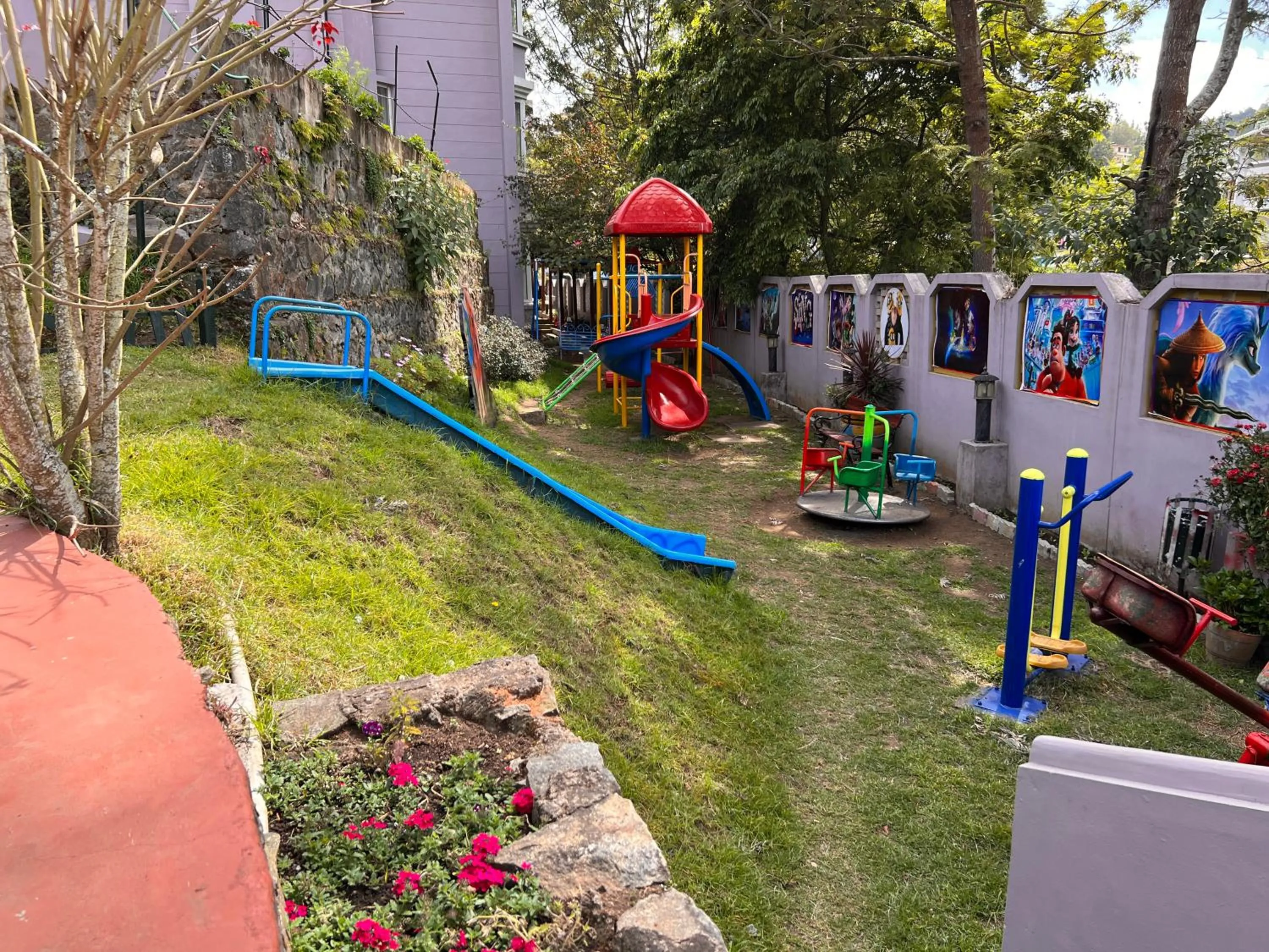Children play ground in JC Residency