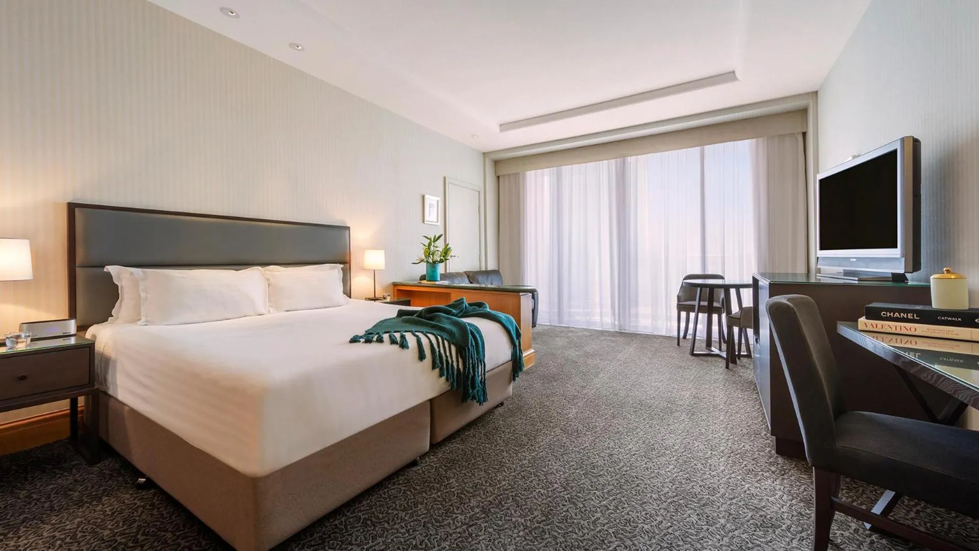 Bed in Oaks Gold Coast Hotel