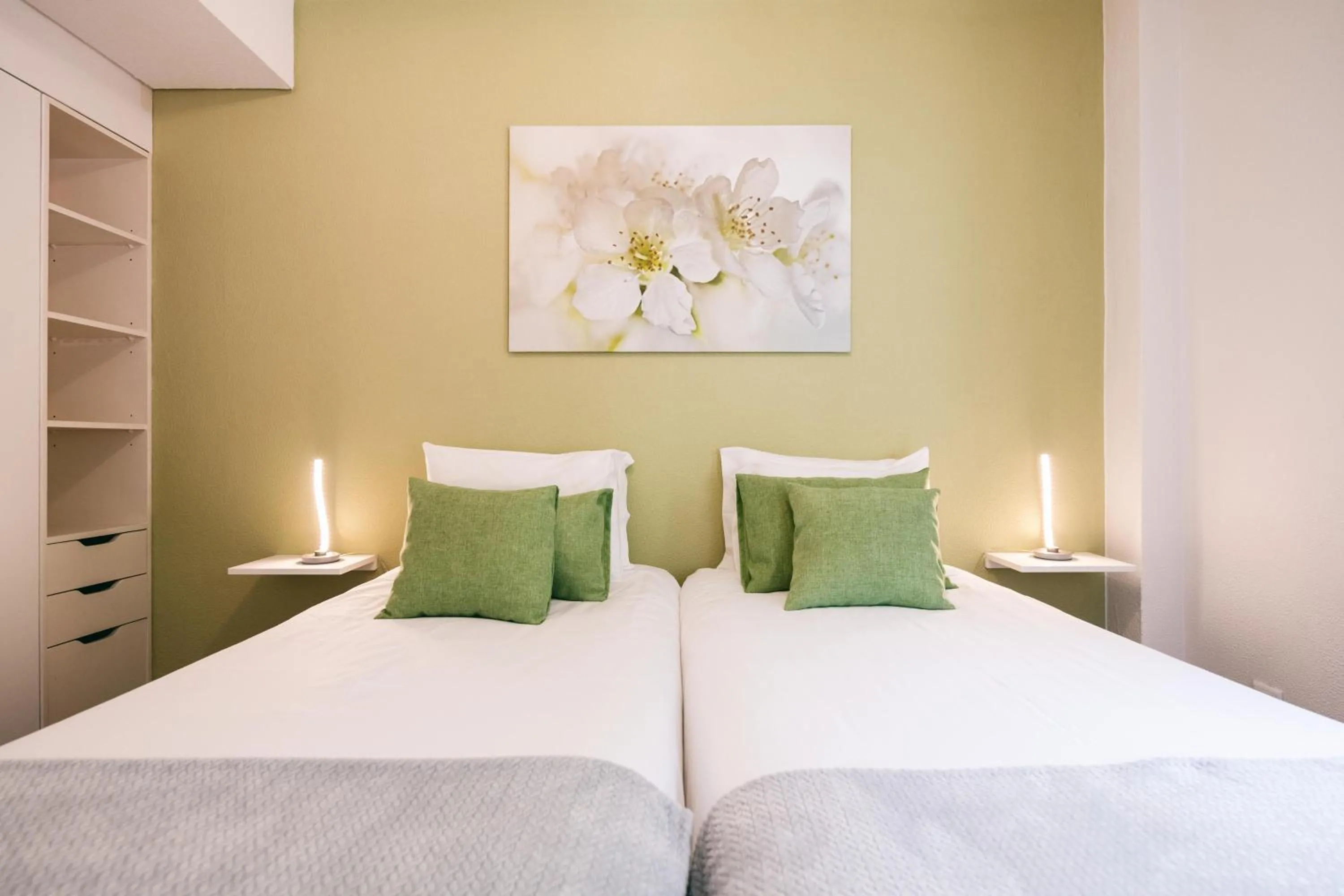 Bed in Pereira Place