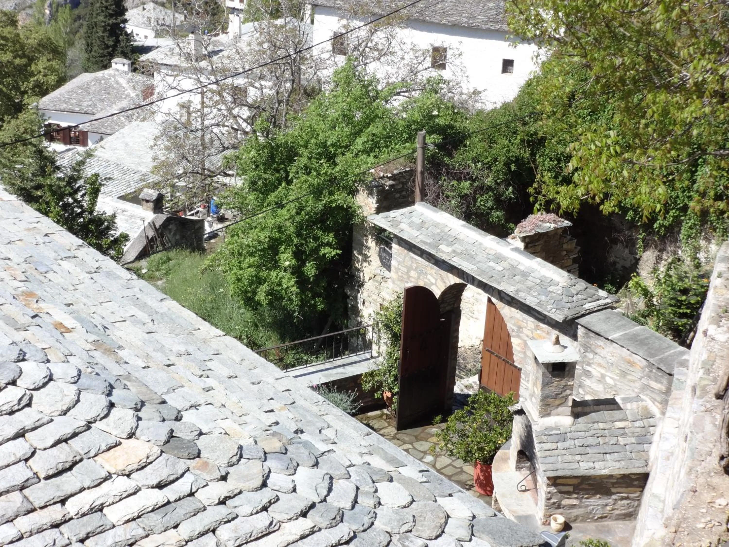 Property building in Archontiko Koilia