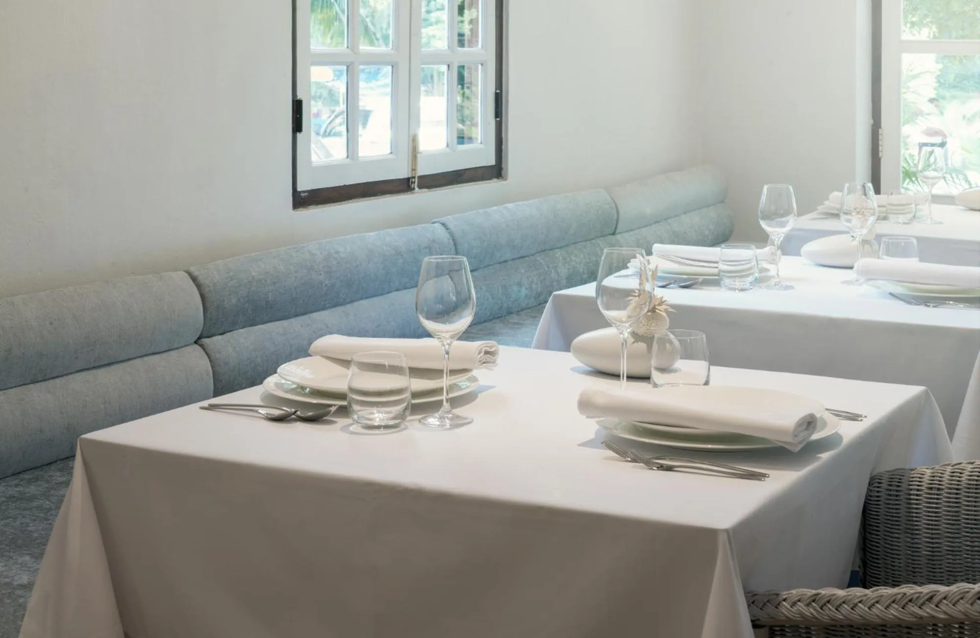 Restaurant/places to eat in The Apsara