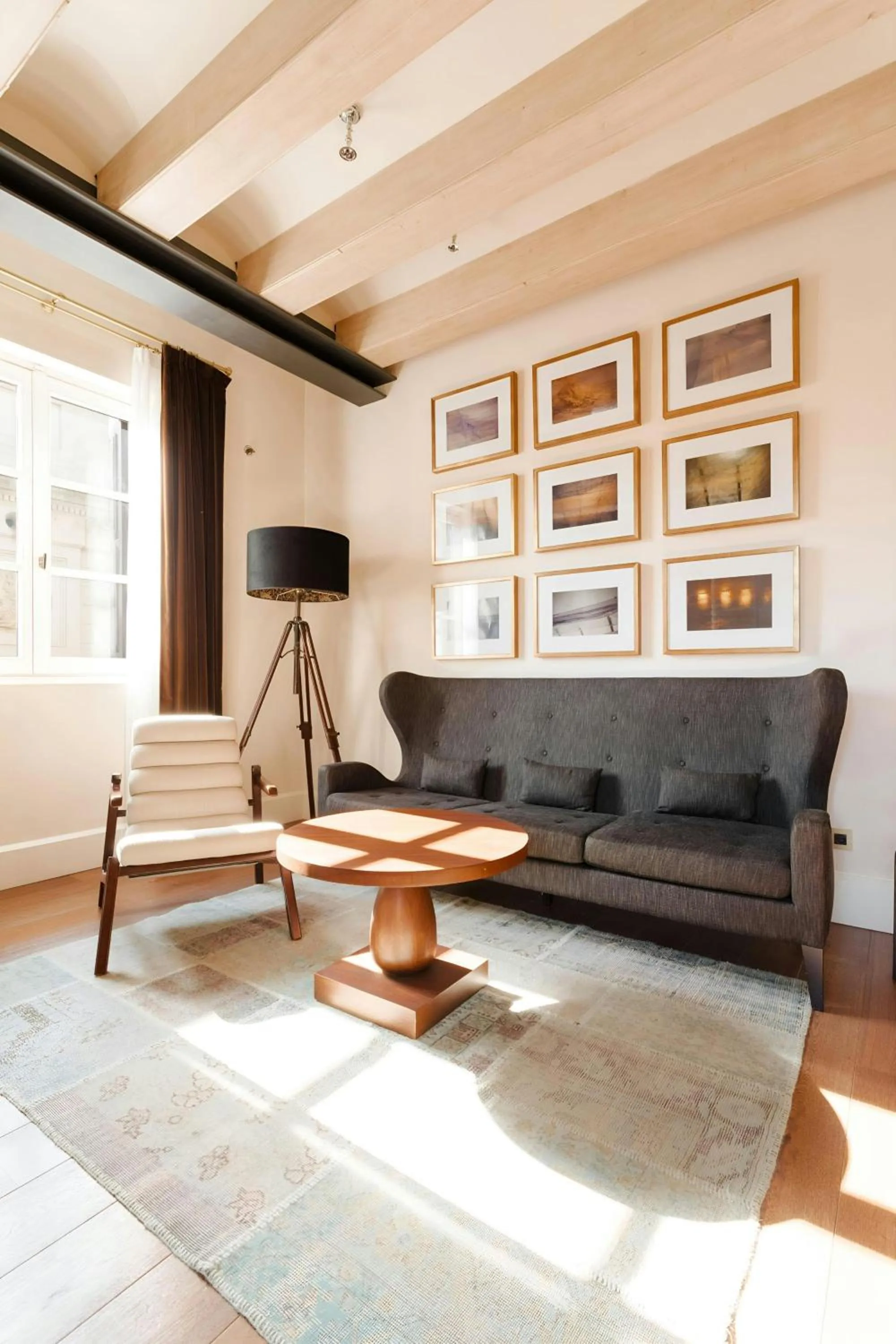 Living room in DO Plaça Reial Hotel Gothic Quarter, Sonder by Marriott Bonvoy