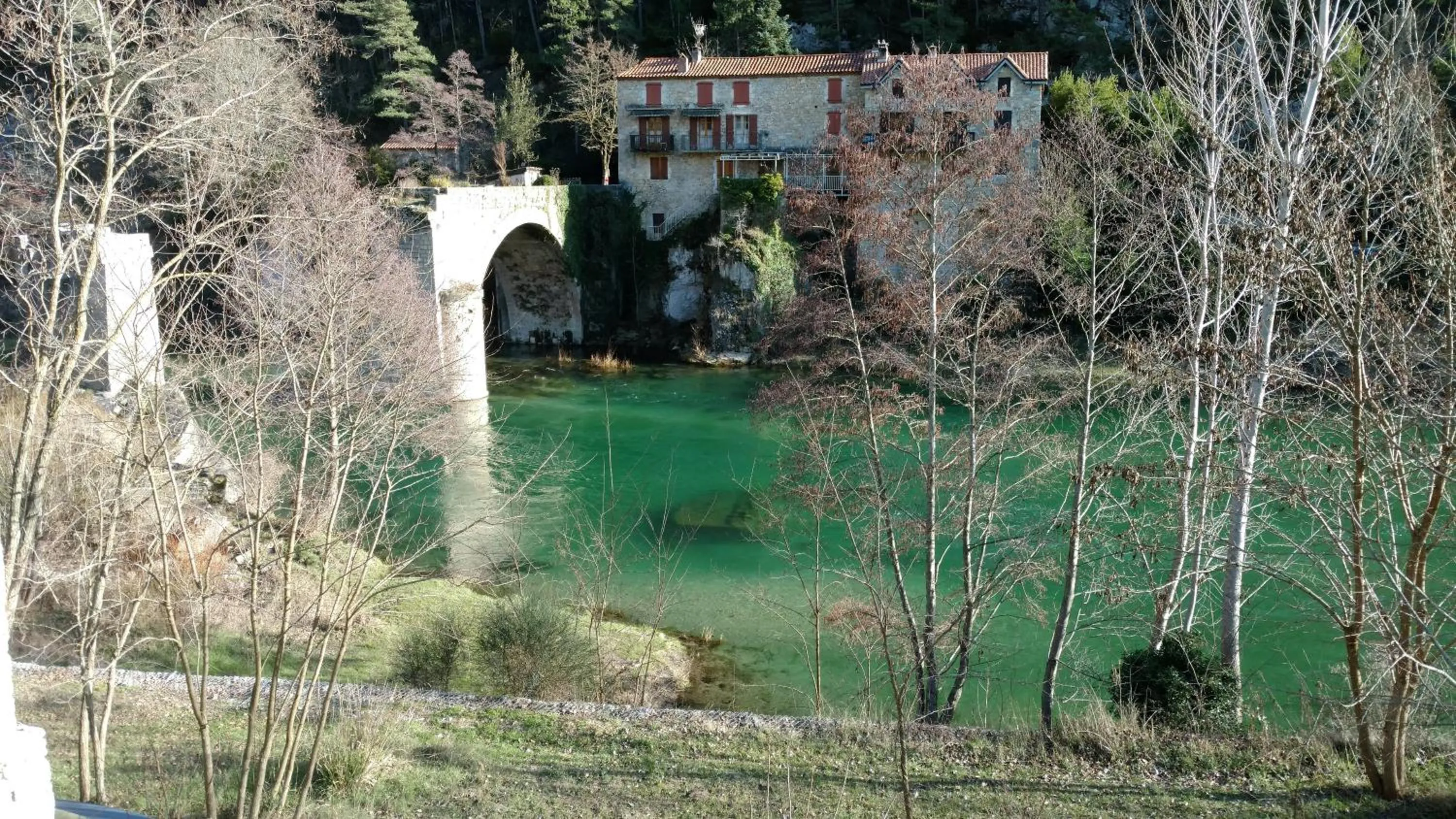 Canoeing in Ermitage de Peyreleau