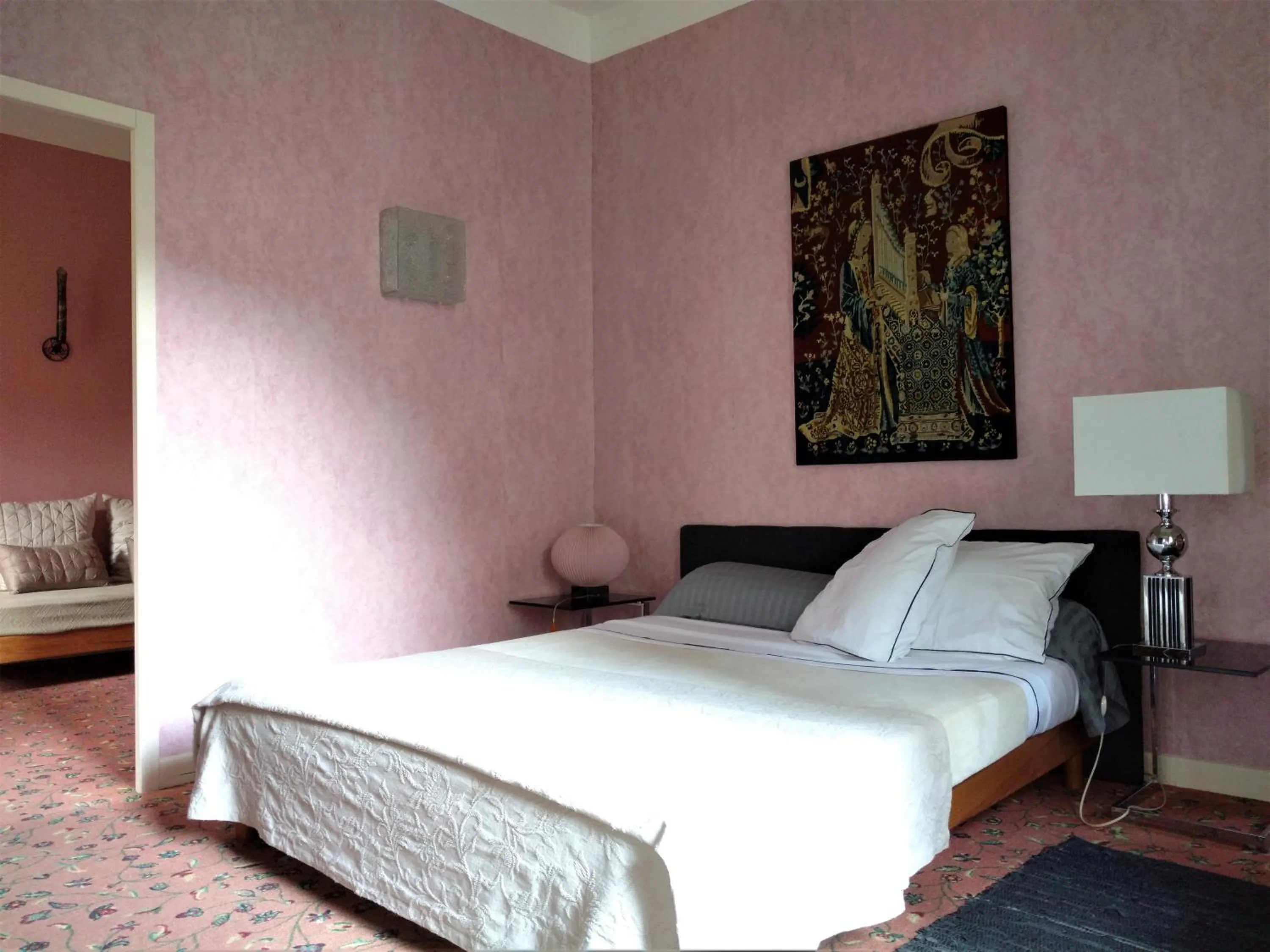 Photo of the whole room, Bed in Ermitage de Peyreleau