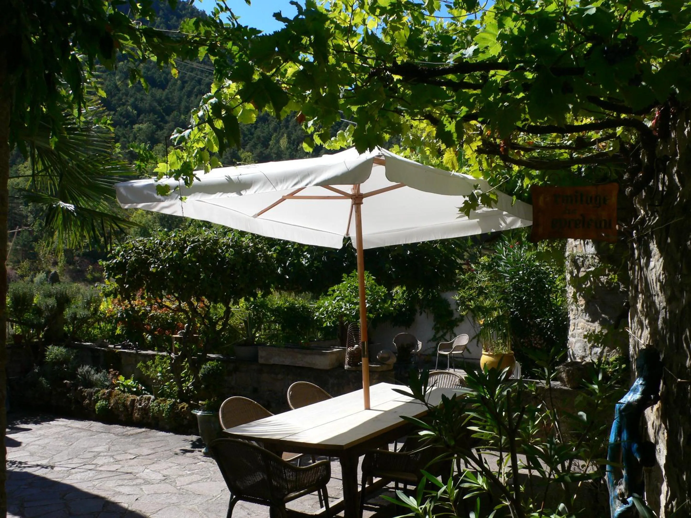 Garden in Ermitage de Peyreleau