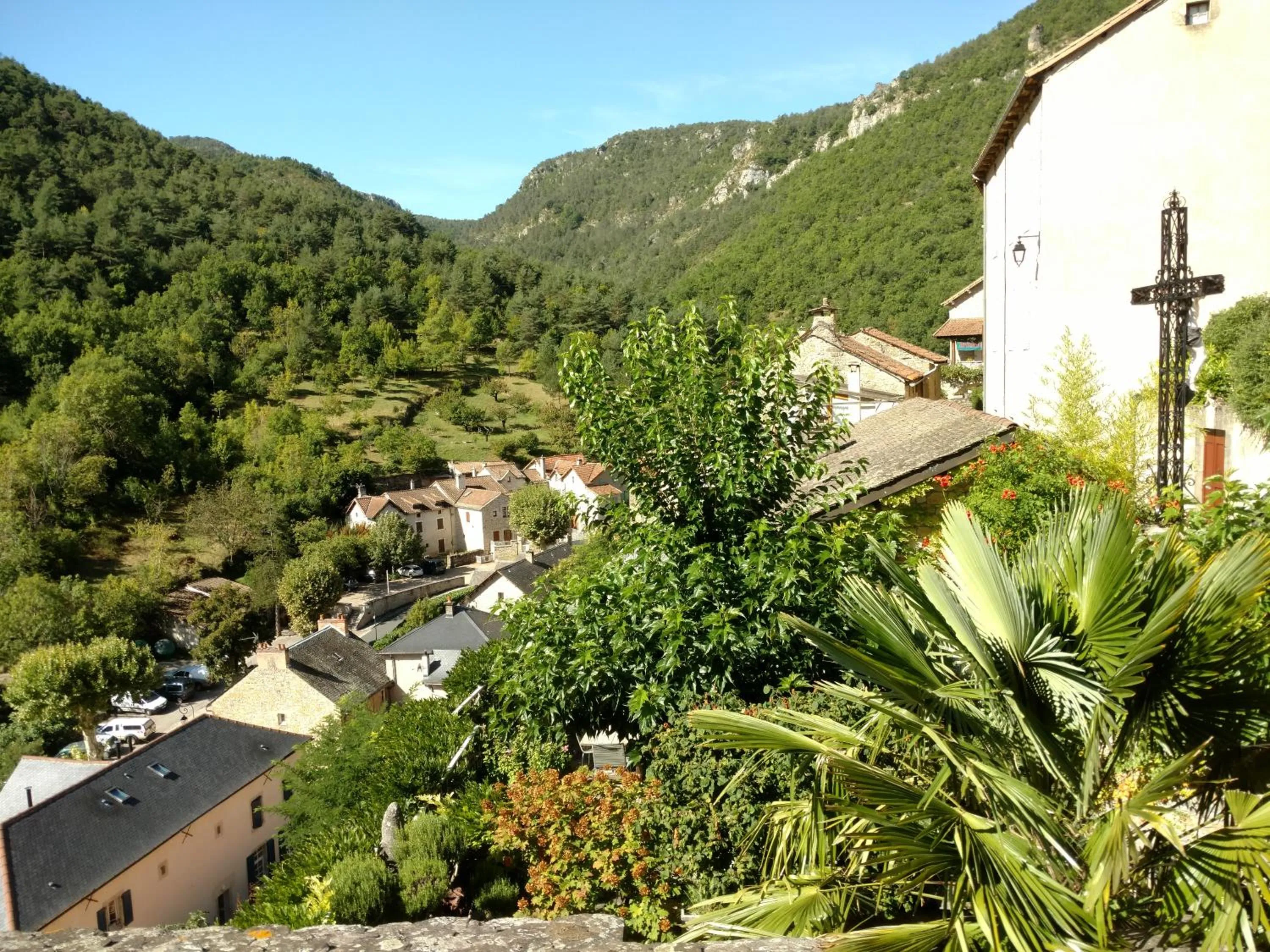 Mountain view in Ermitage de Peyreleau