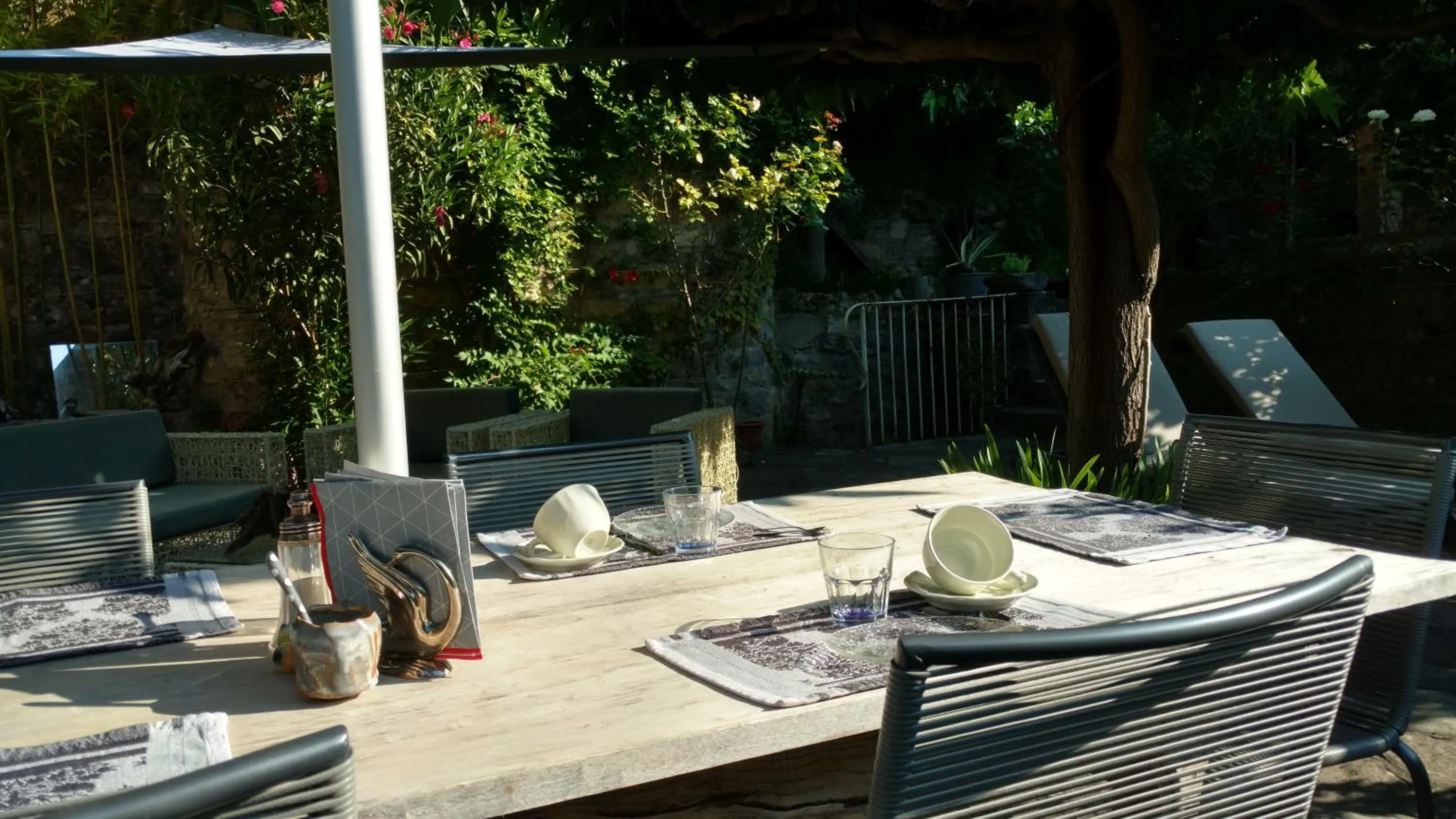 Patio in Ermitage de Peyreleau
