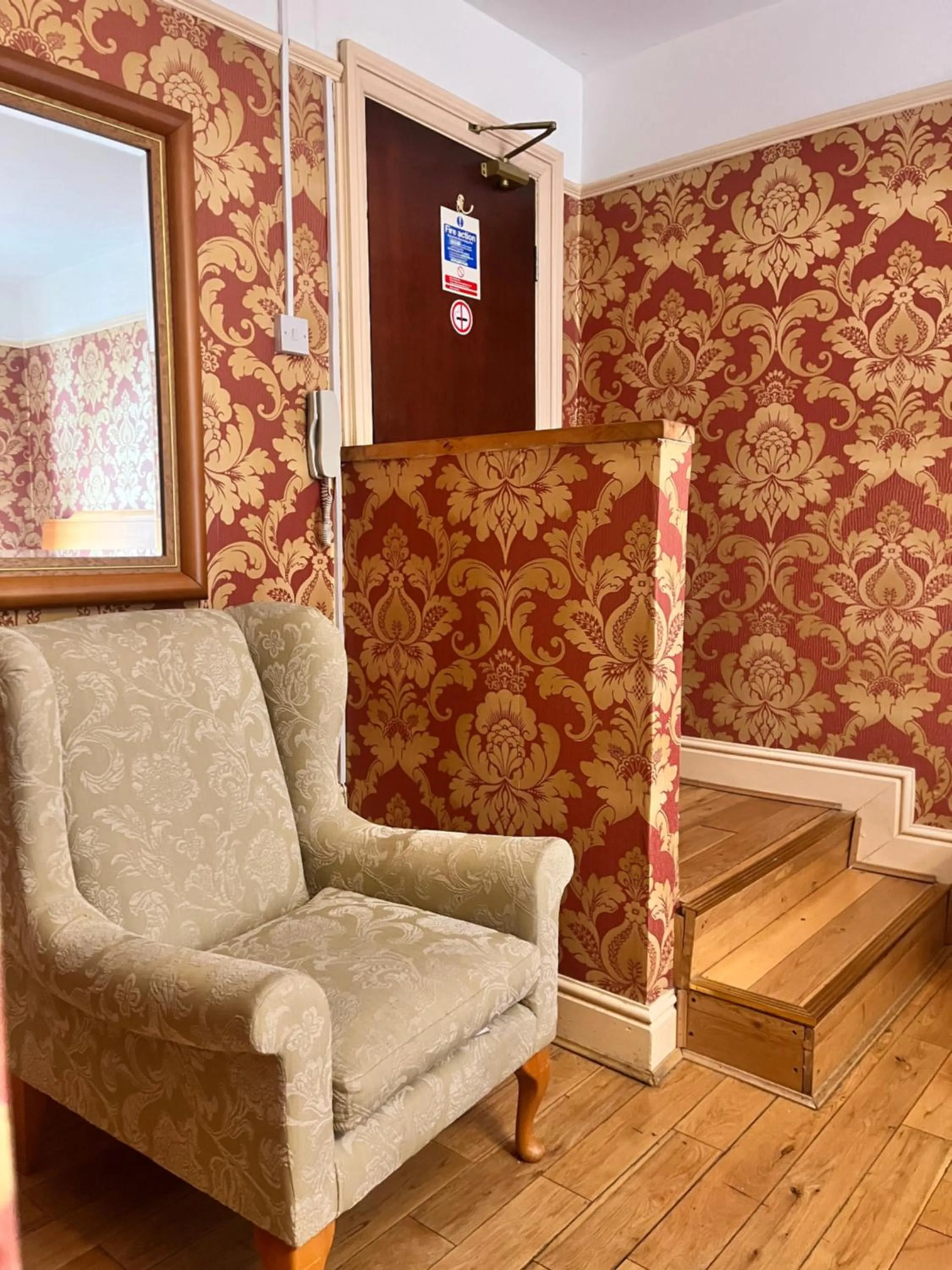 Seating area in Ullet Suites