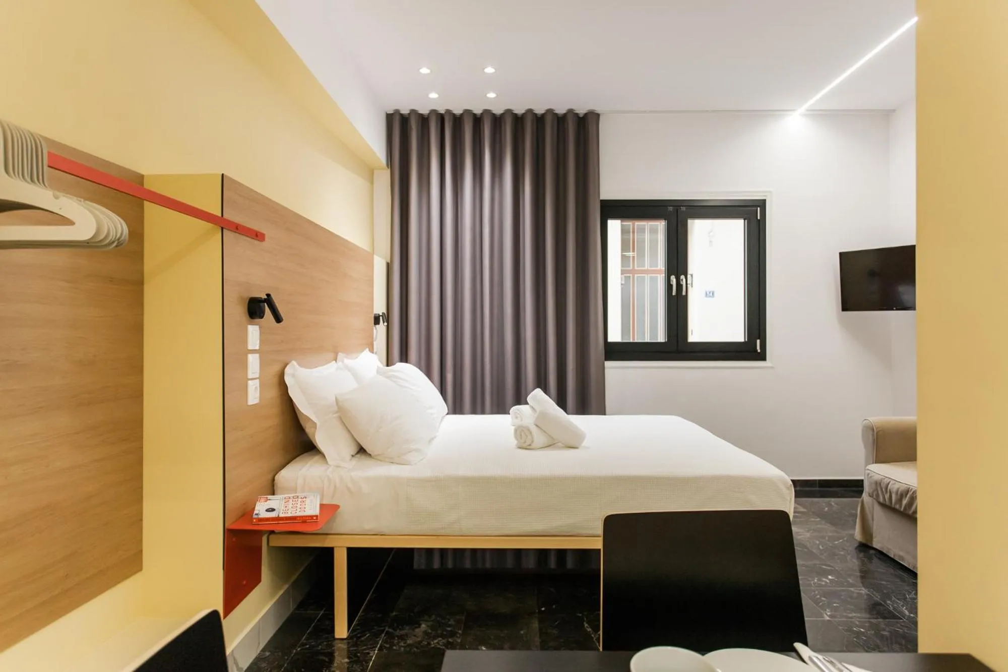 Bed in Greece U Around Athens Thissio Suites