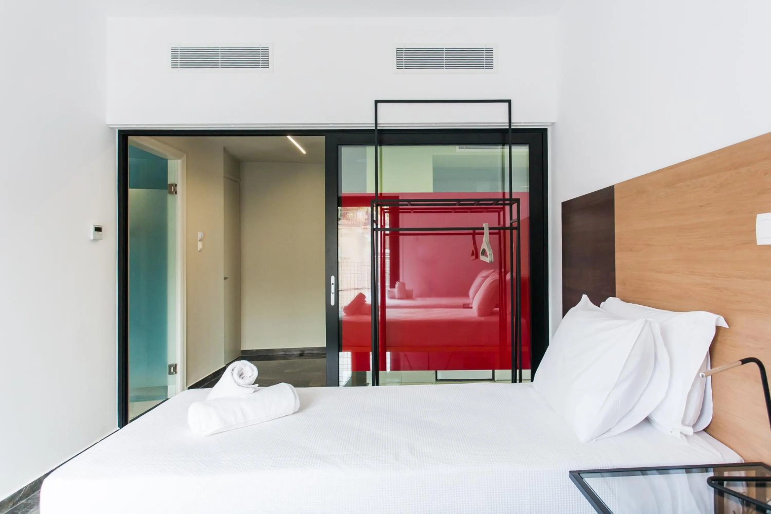 Bed in Greece U Around Athens Thissio Suites