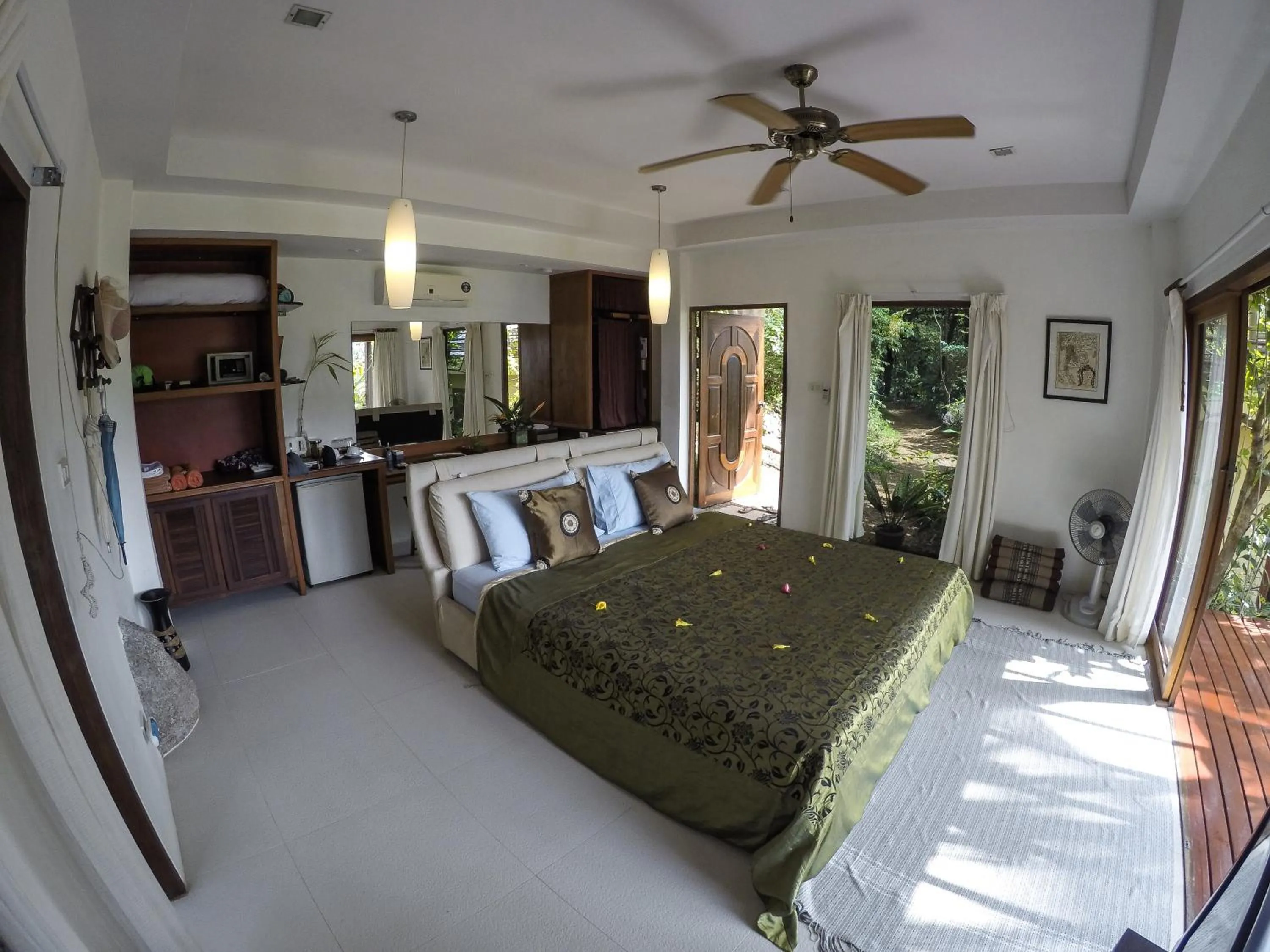 Bedroom, Bed in la Cigale