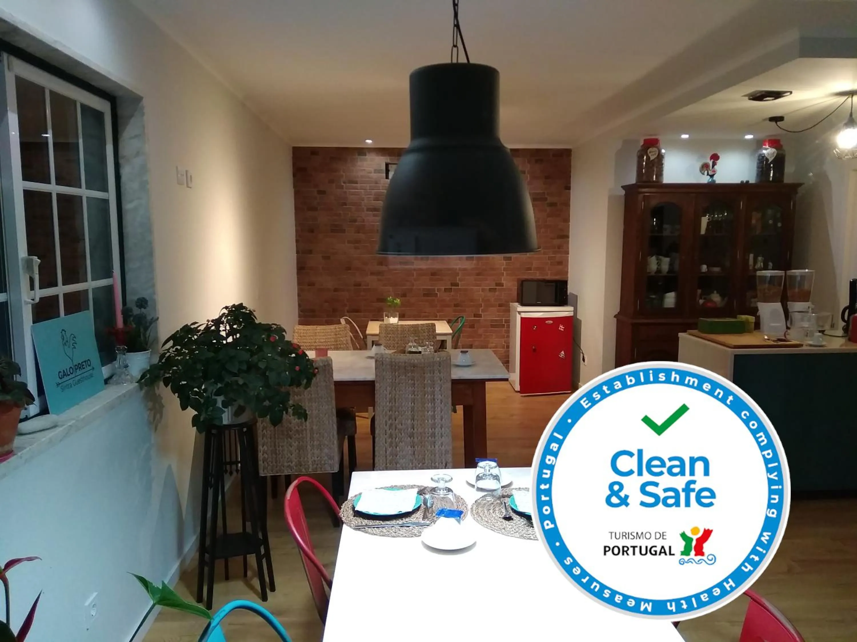 Galo Preto - Sintra Guesthouse