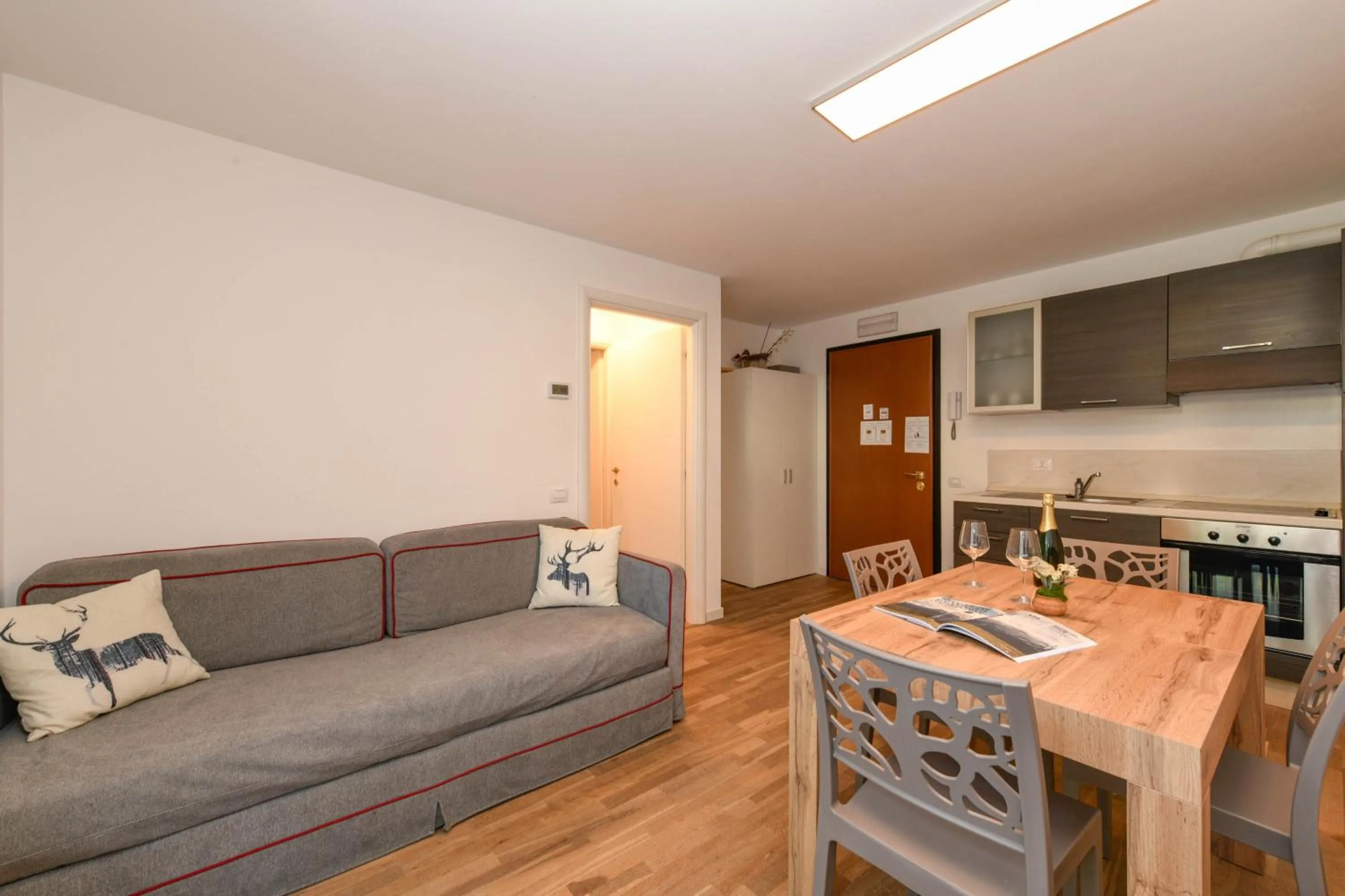 Kitchen or kitchenette in Residence Rta La Rosa delle Dolomiti