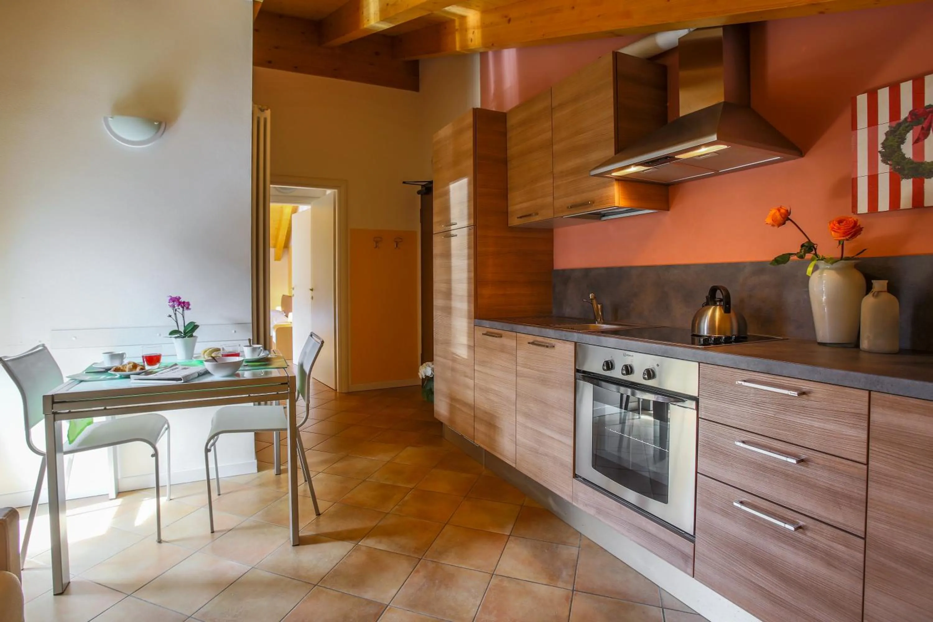 Kitchen or kitchenette in Residence Rta La Rosa delle Dolomiti