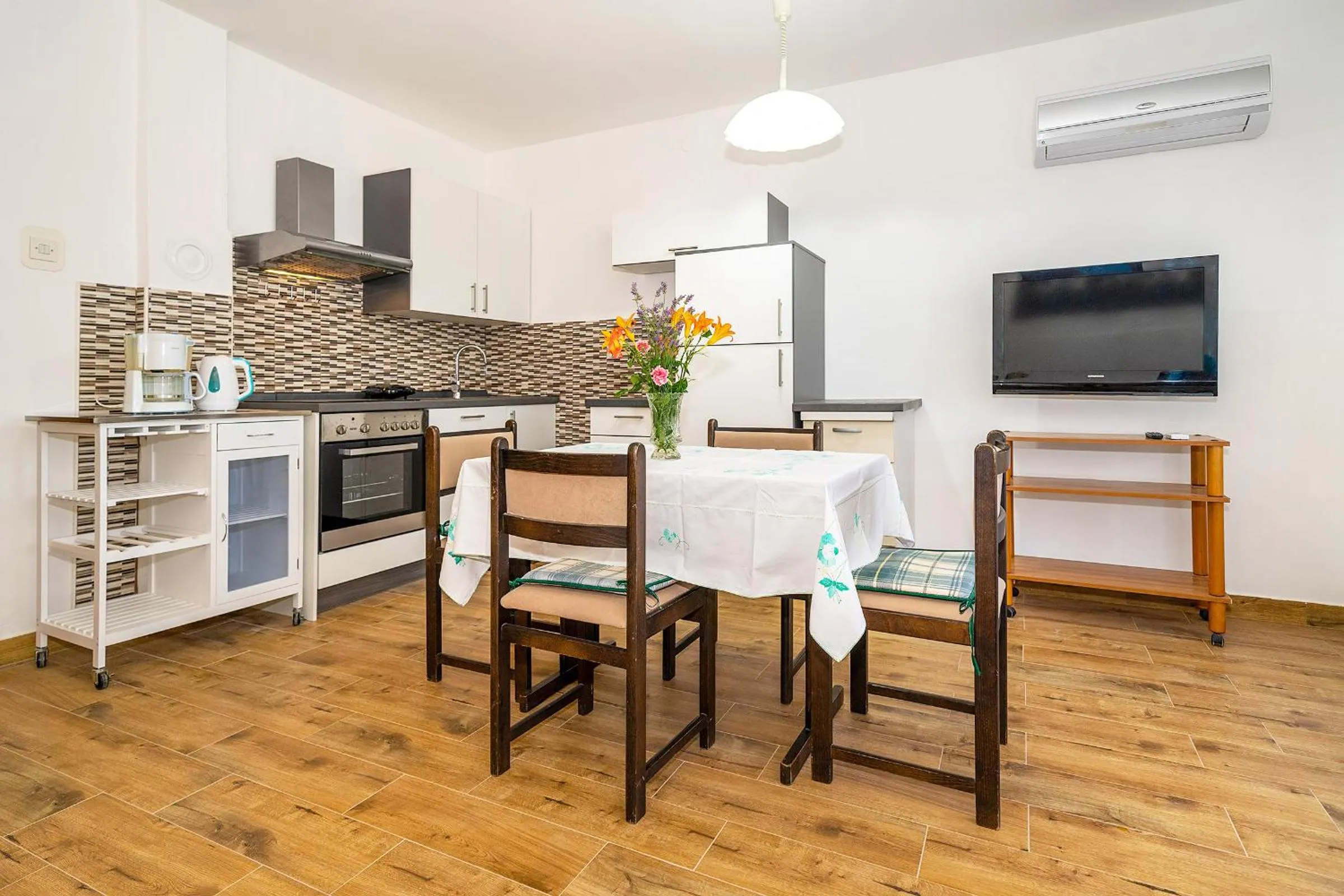 Apartments Jurina