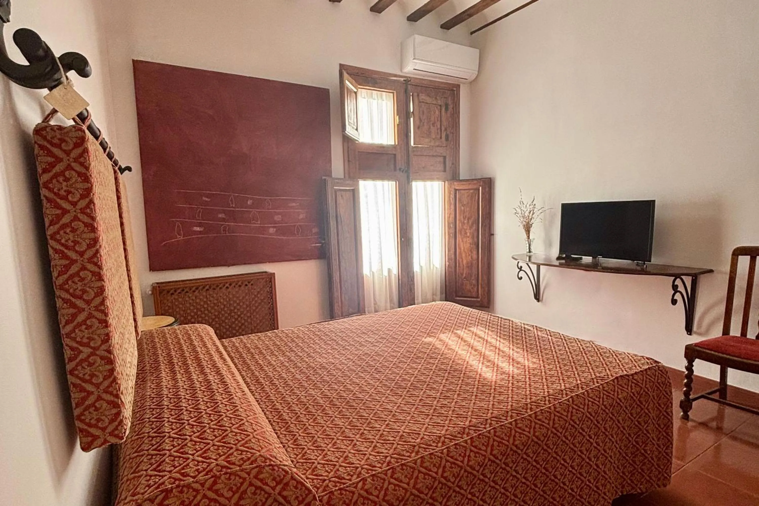 Bed in Hotel Casa de los Arcos