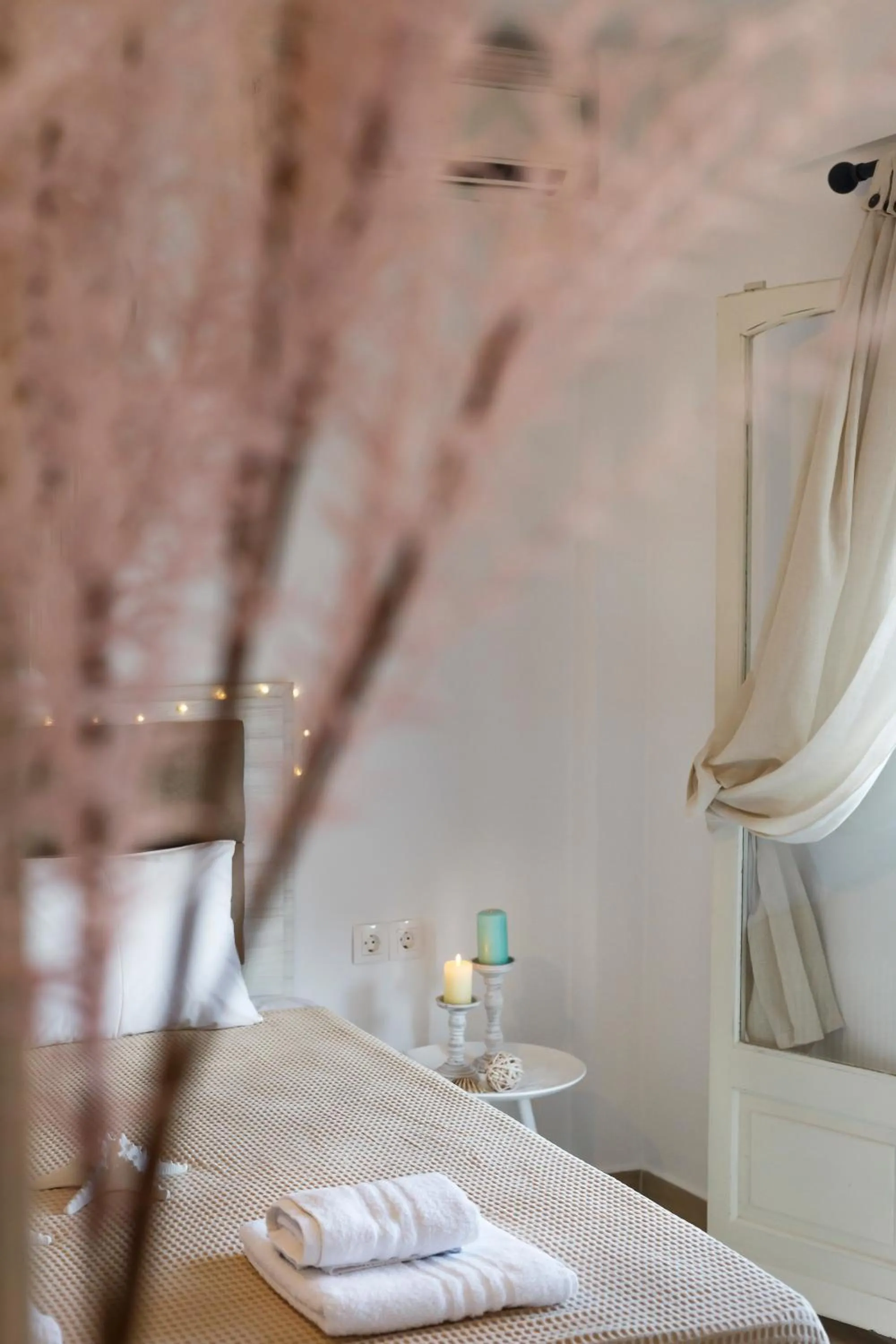 Bed in Anatoli Apartments Polichrono