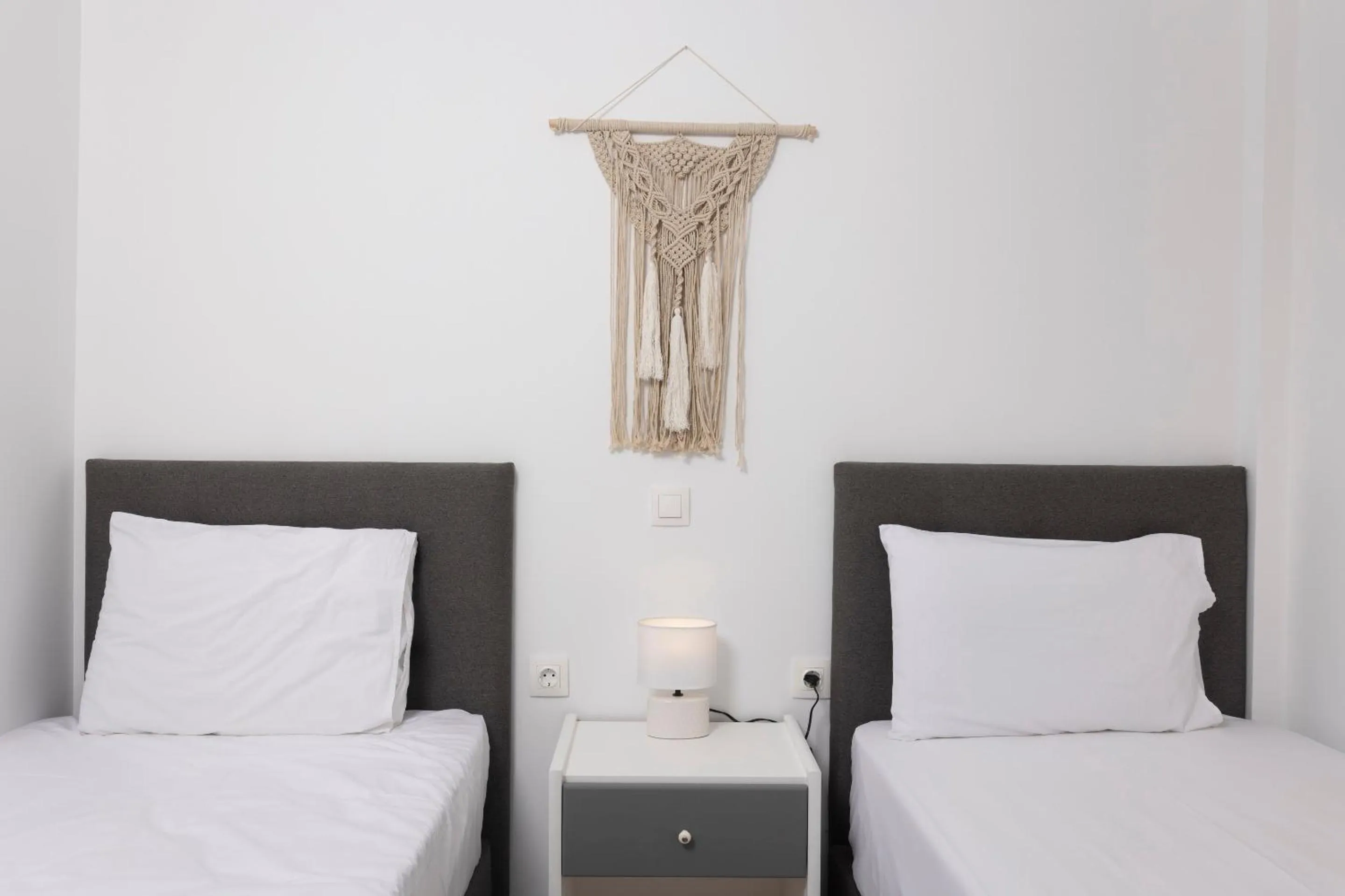 Bed in Anatoli Apartments Polichrono