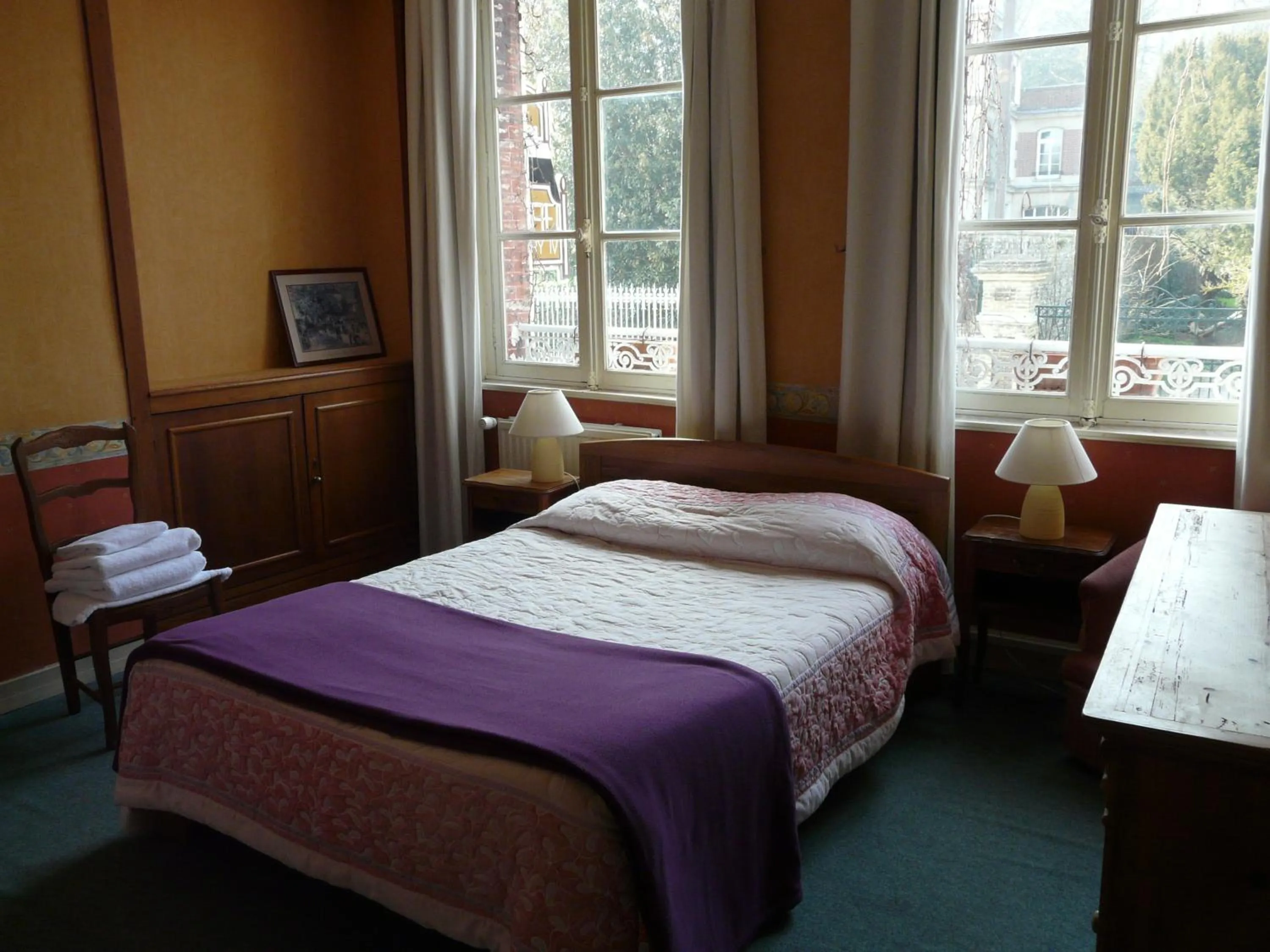 Photo of the whole room, Bed in Hotel Henri IV