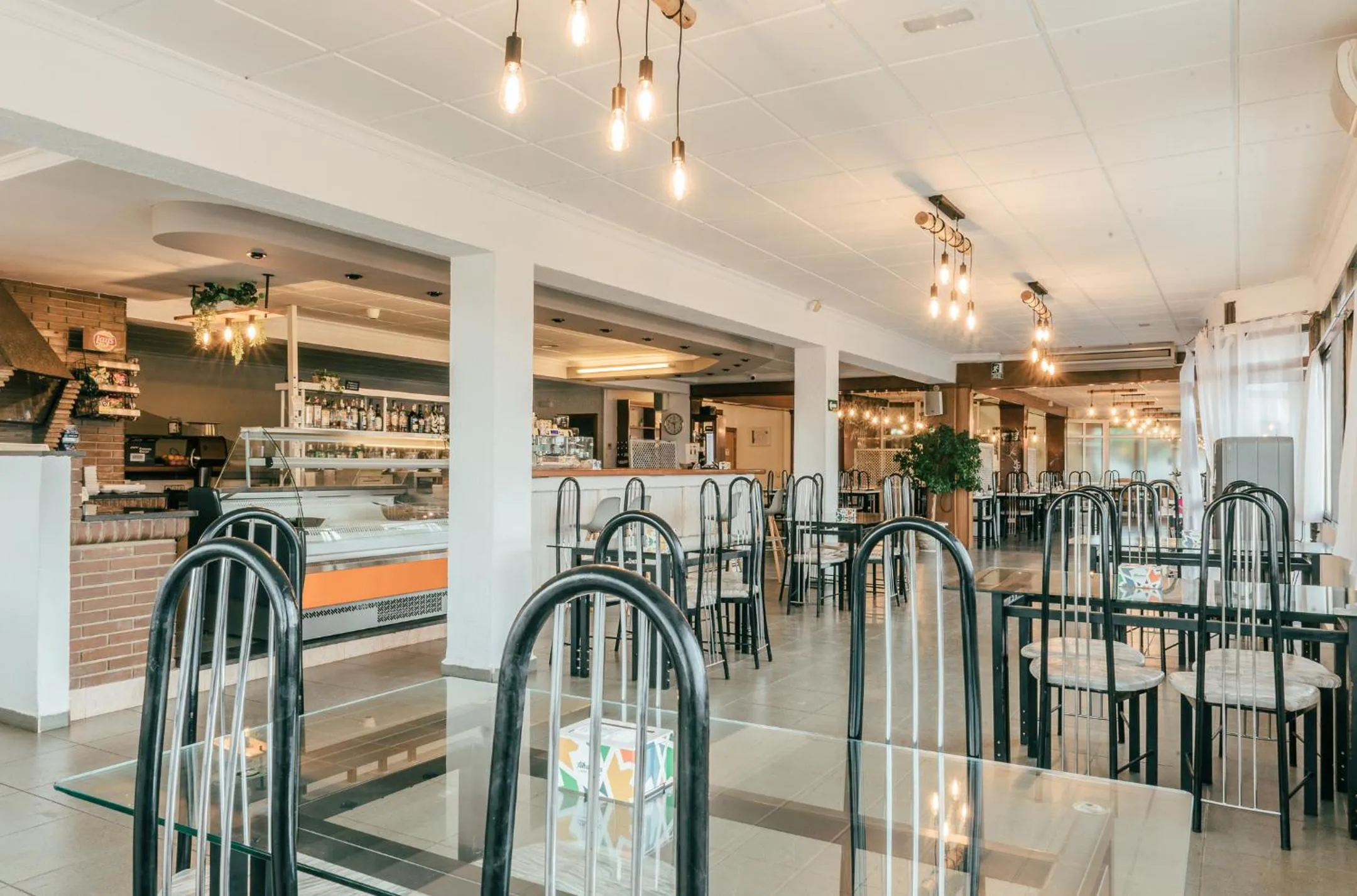 Restaurant/places to eat in Hotel Duc de Vendôme