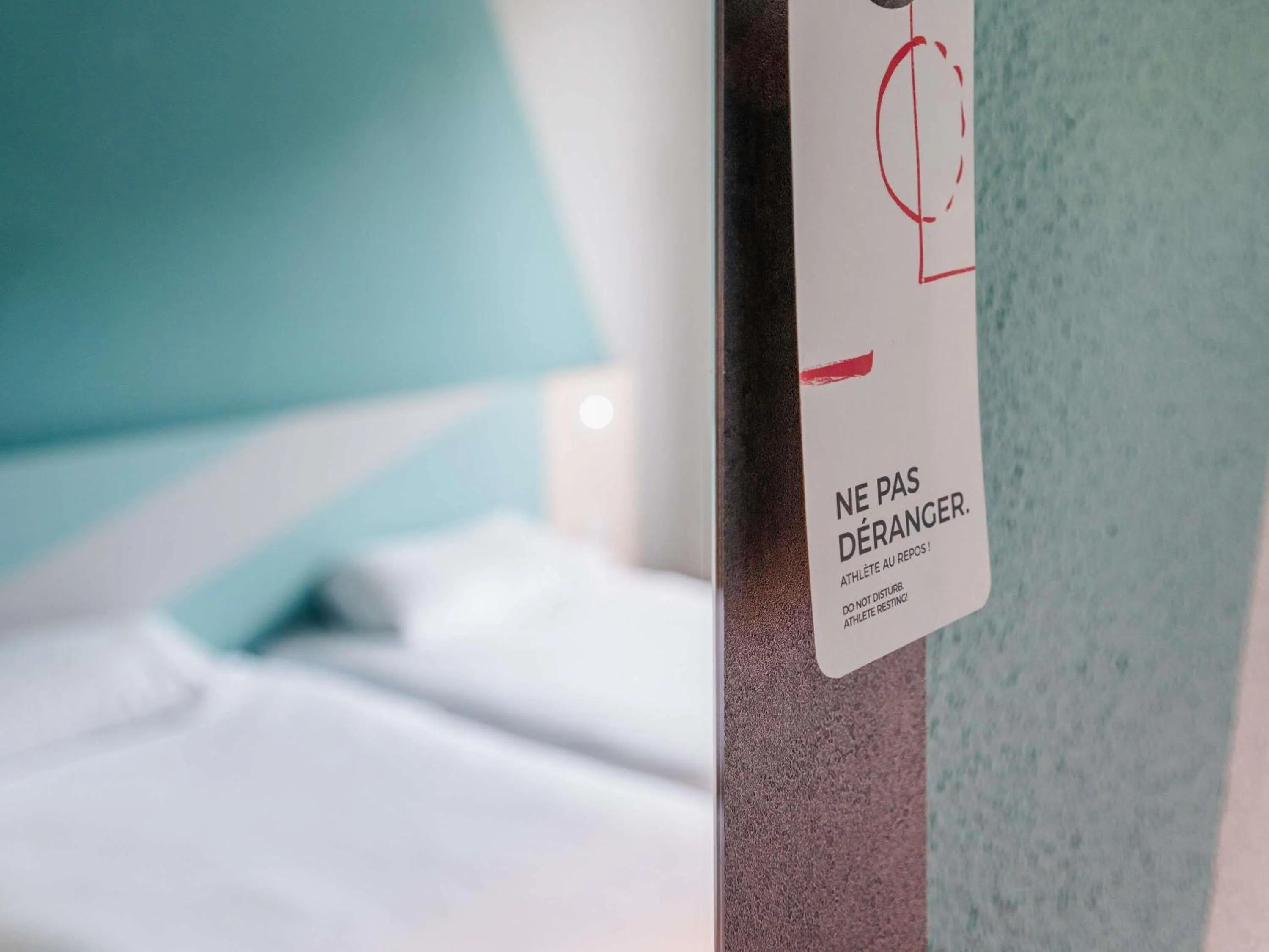 Bedroom, Bed in ibis budget Rennes Route de Saint Malo