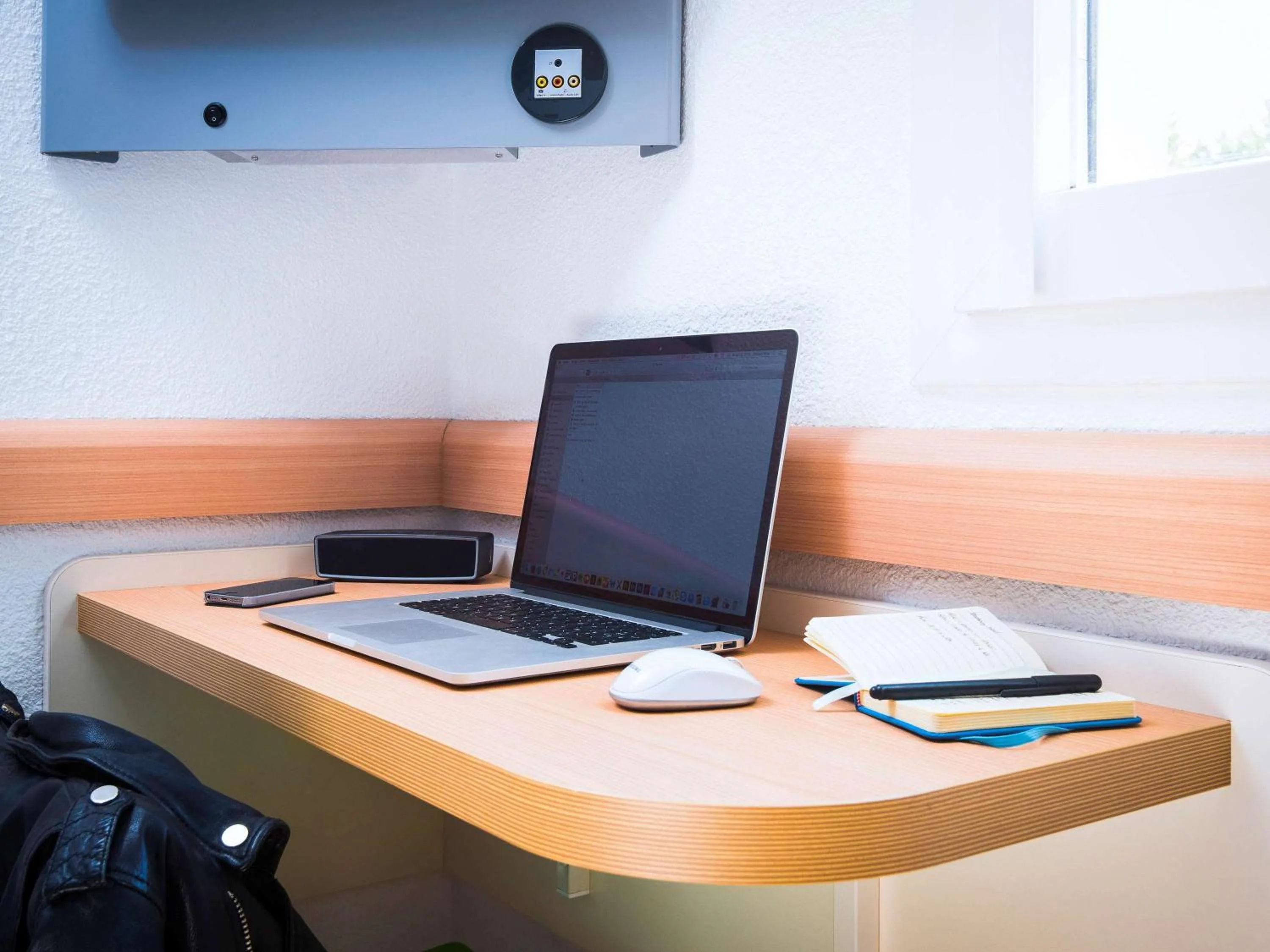 Photo of the whole room in ibis budget Rennes Route de Saint Malo