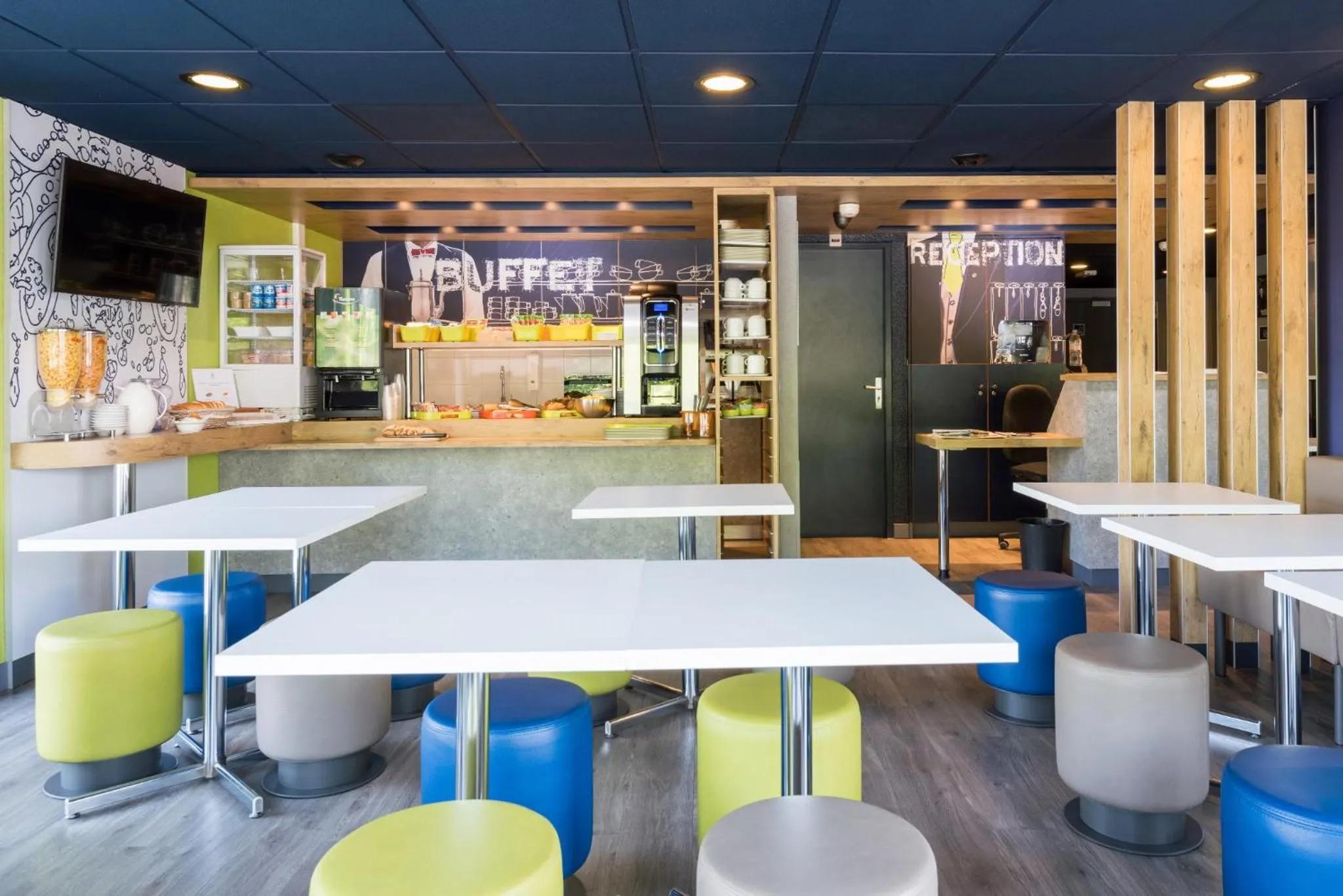 Breakfast in ibis budget Rennes Route de Saint Malo