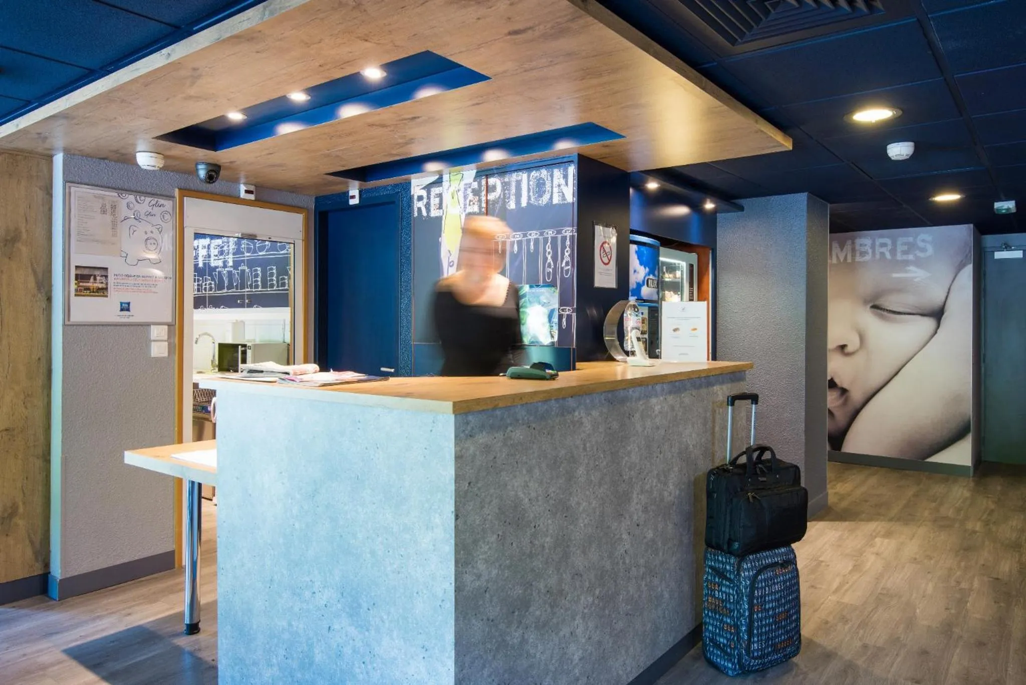 Lobby or reception in ibis budget Rennes Route de Saint Malo