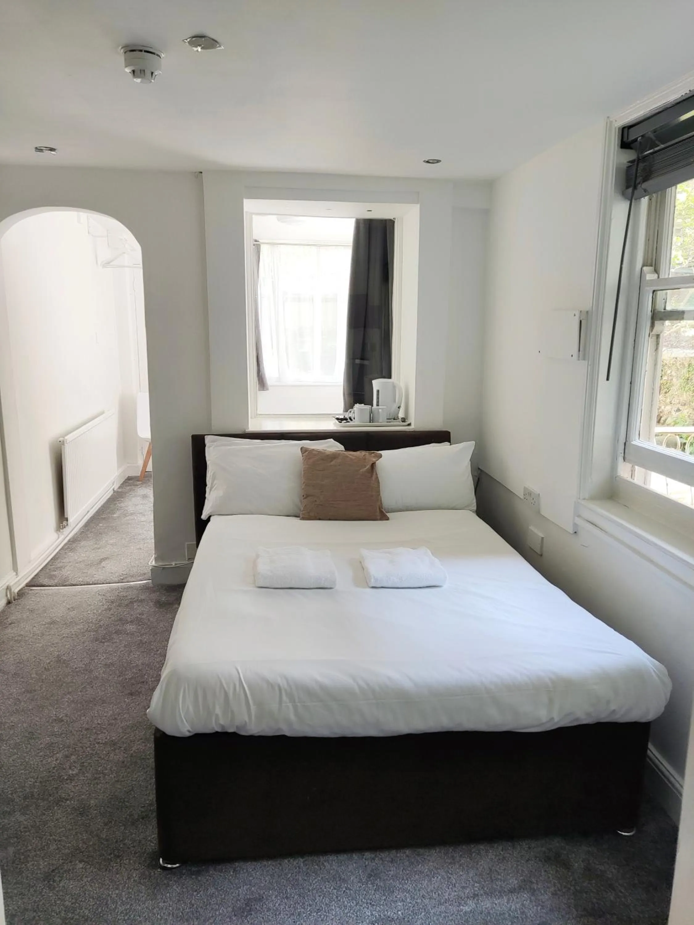 Bedroom, Bed in Horizon B And B