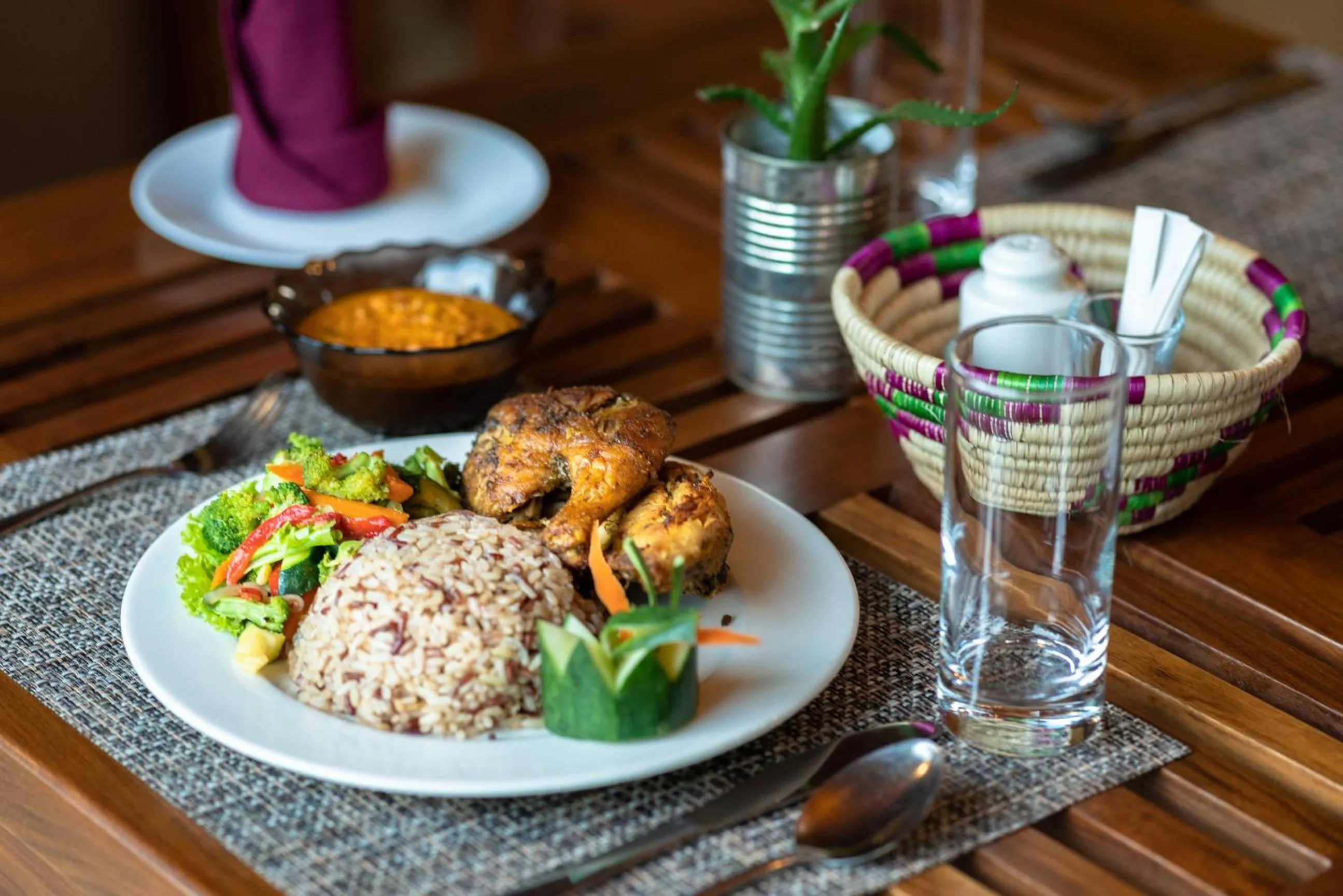 Food and drinks in Mrimba Palm Hotel