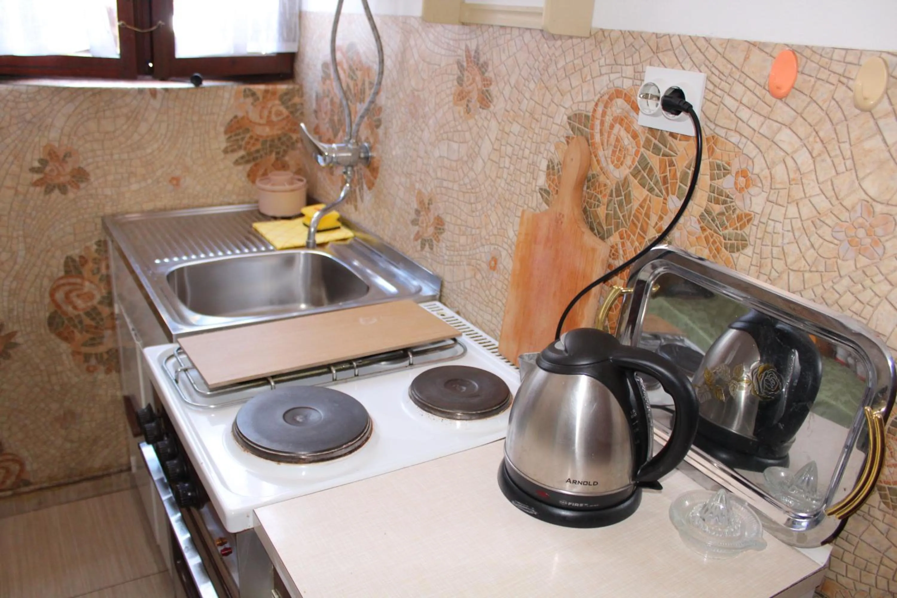 Day in Guest House Tomanovic