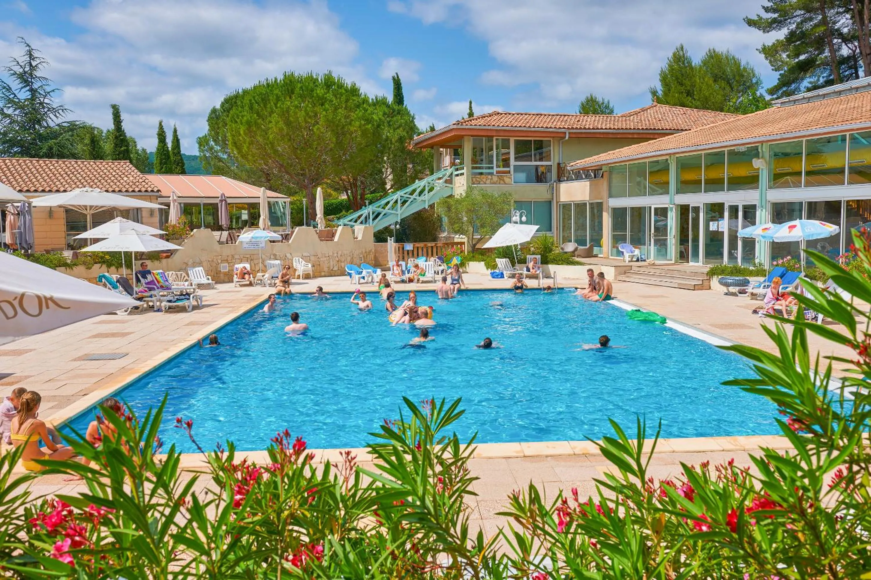 Swimming pool in FranceComfort - L'Espinet