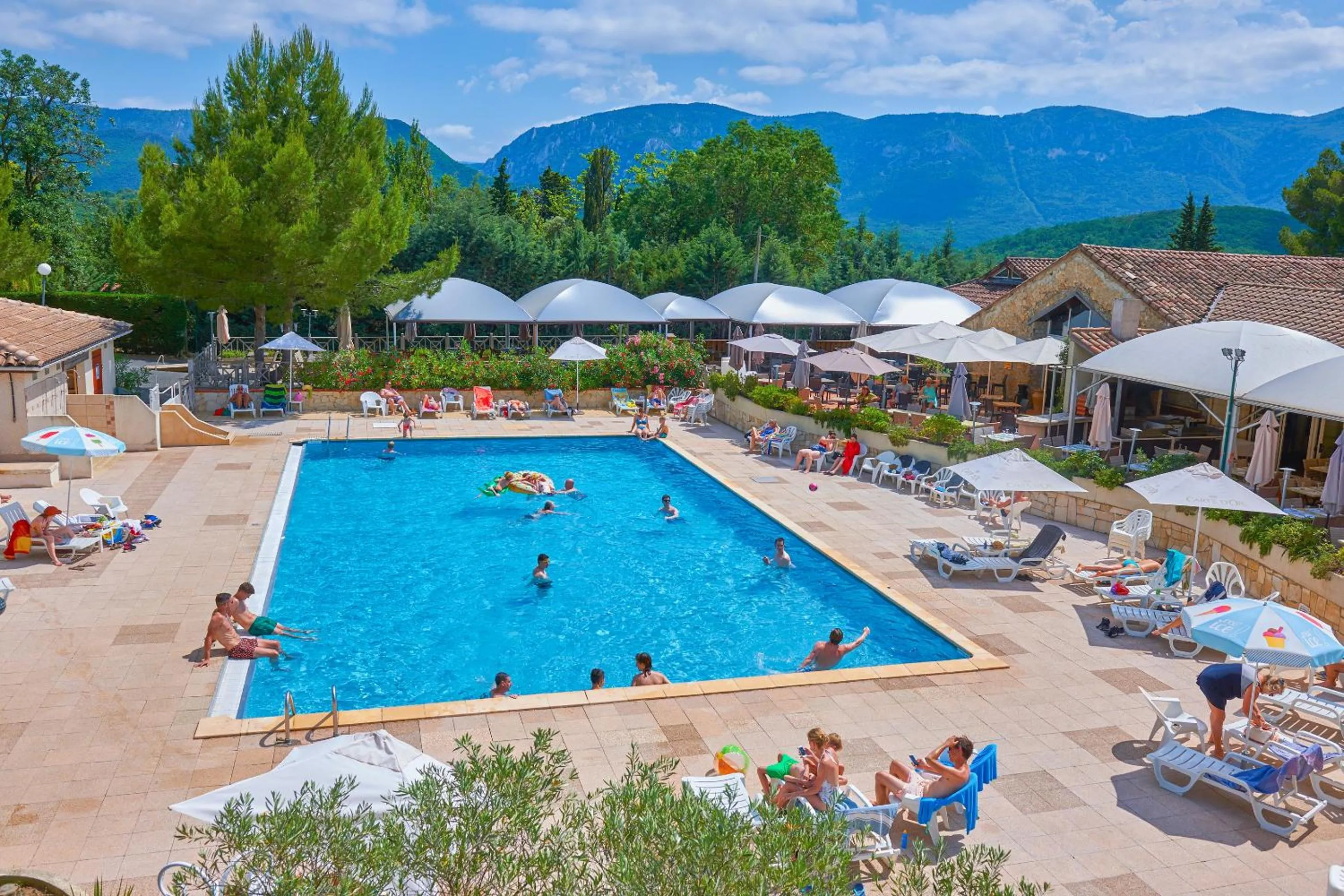 Swimming pool in FranceComfort - L'Espinet