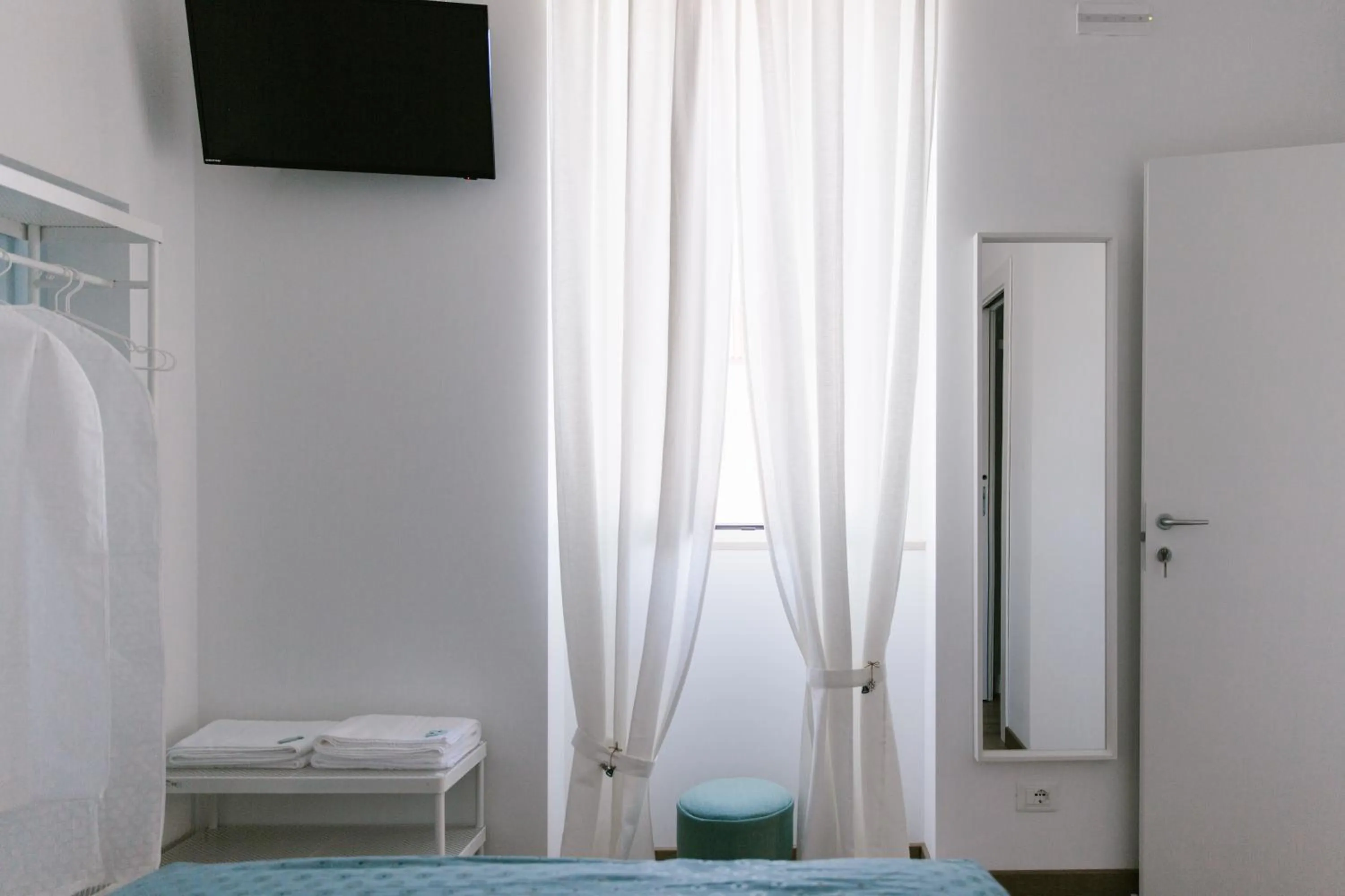 Decorative detail, Bed in Stazione a mare