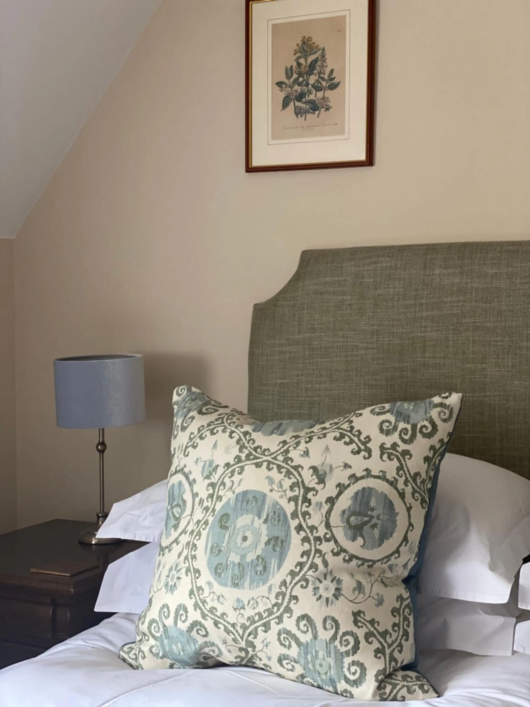 Bed in The Crown Inn