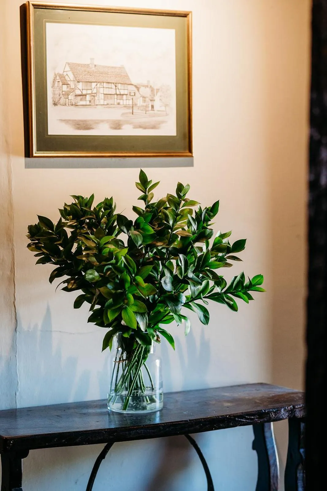 Facade/entrance in The Crown Inn