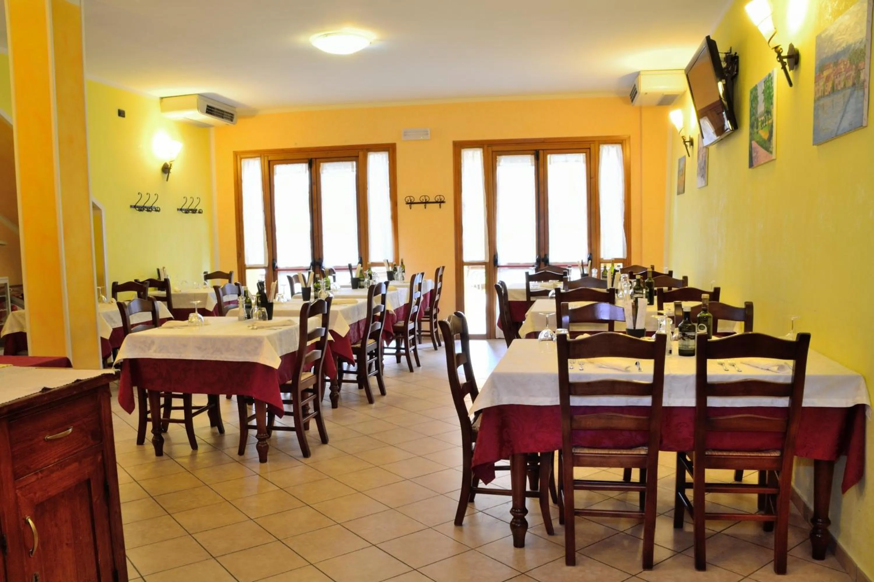 Restaurant/places to eat in Agriturismo Bortolino