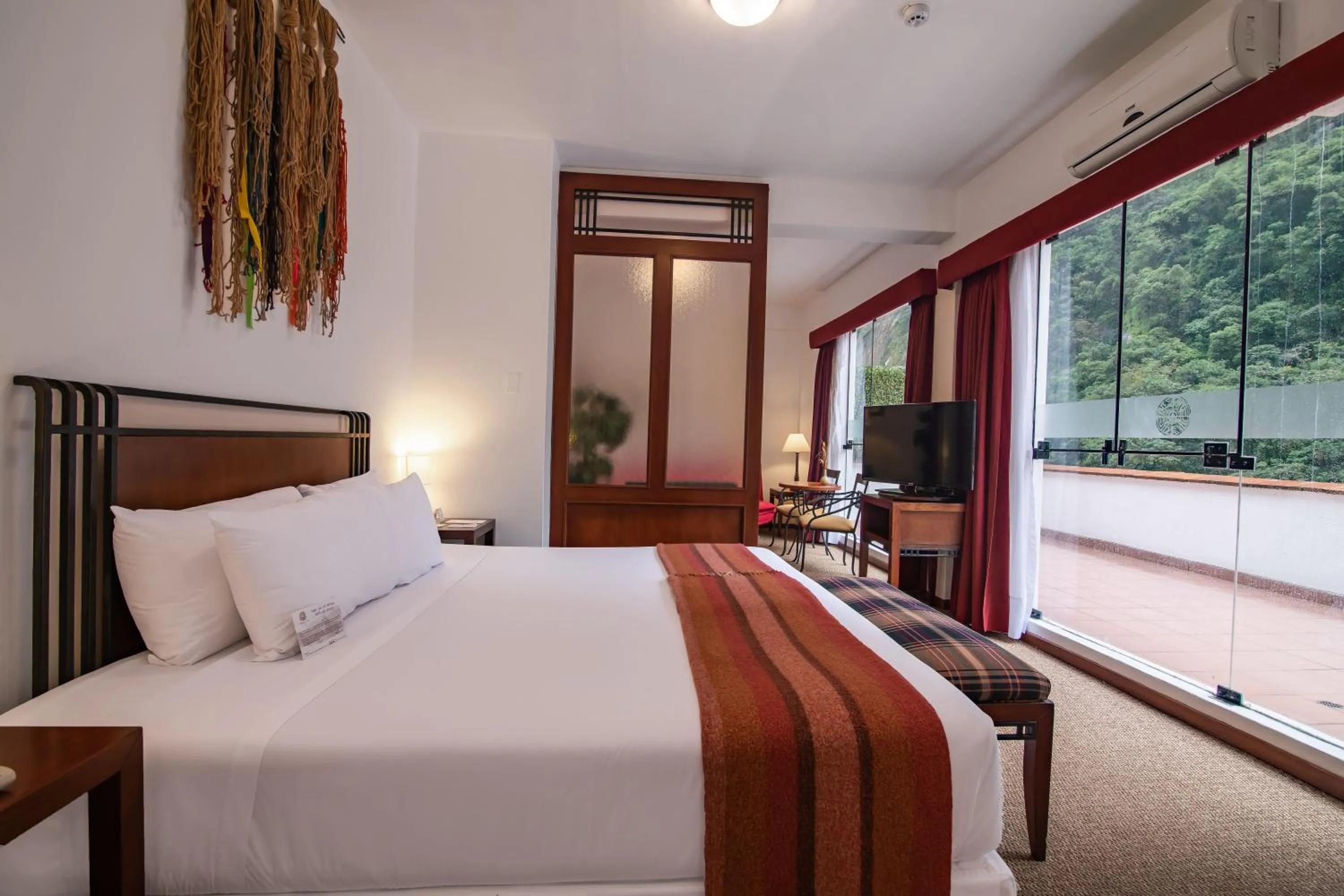 Bedroom, Bed in Tierra Viva Machu Picchu Hotel