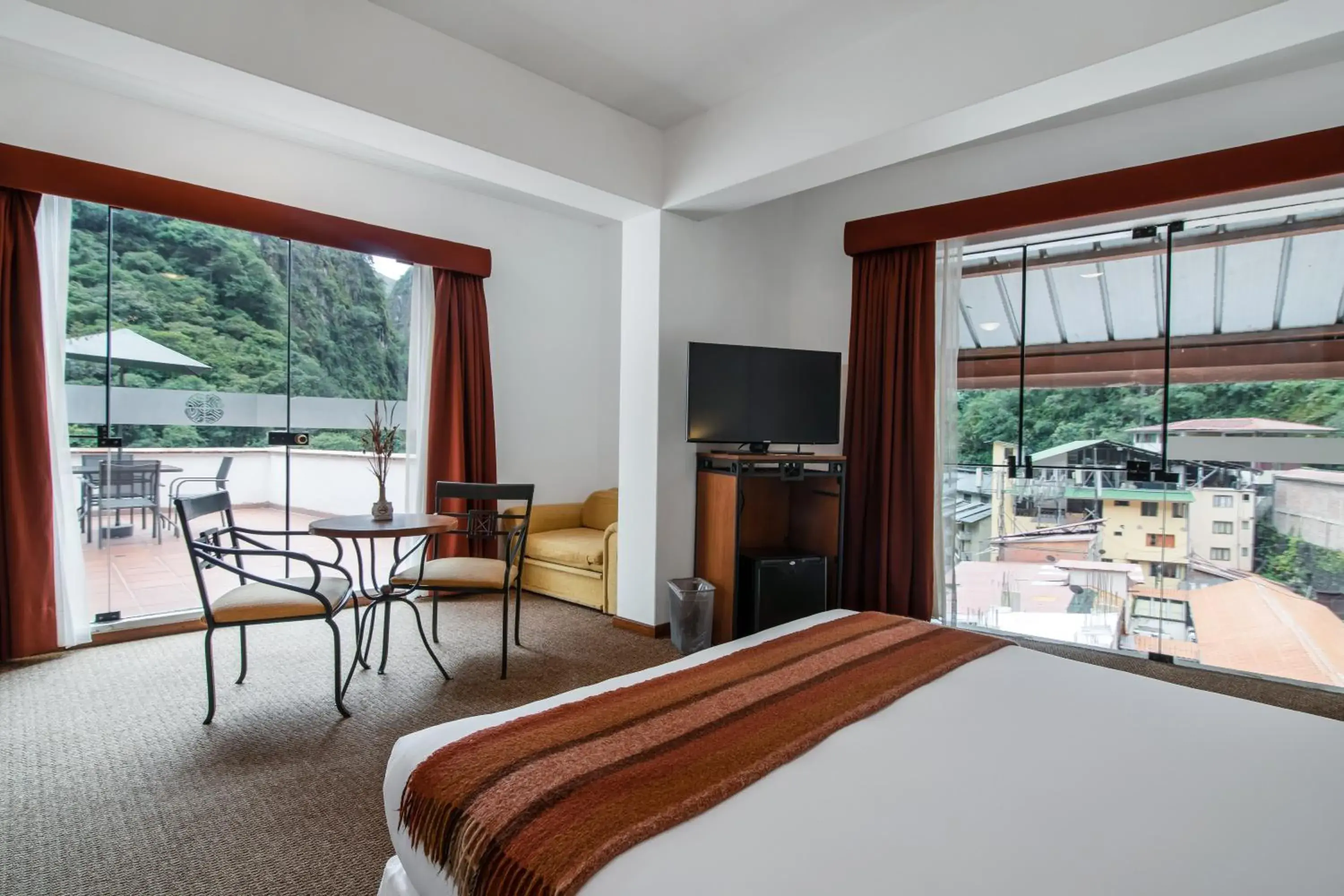 Photo of the whole room, Bed in Tierra Viva Machu Picchu Hotel Photo of the whole room, Bed in Tierra Viva Machu Picchu Hotel