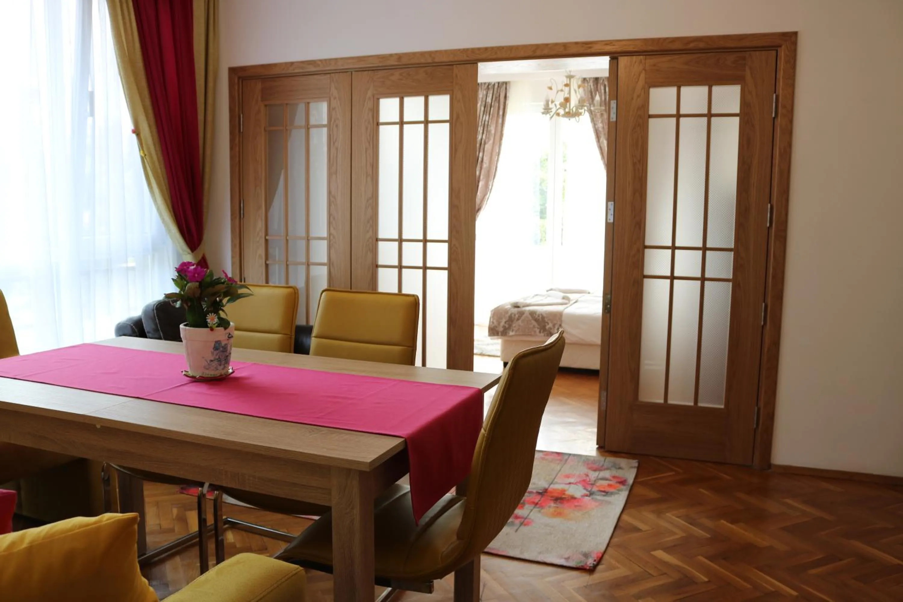 Living room in Sea Port CELEBRITY Apartment - Lets4Holiday